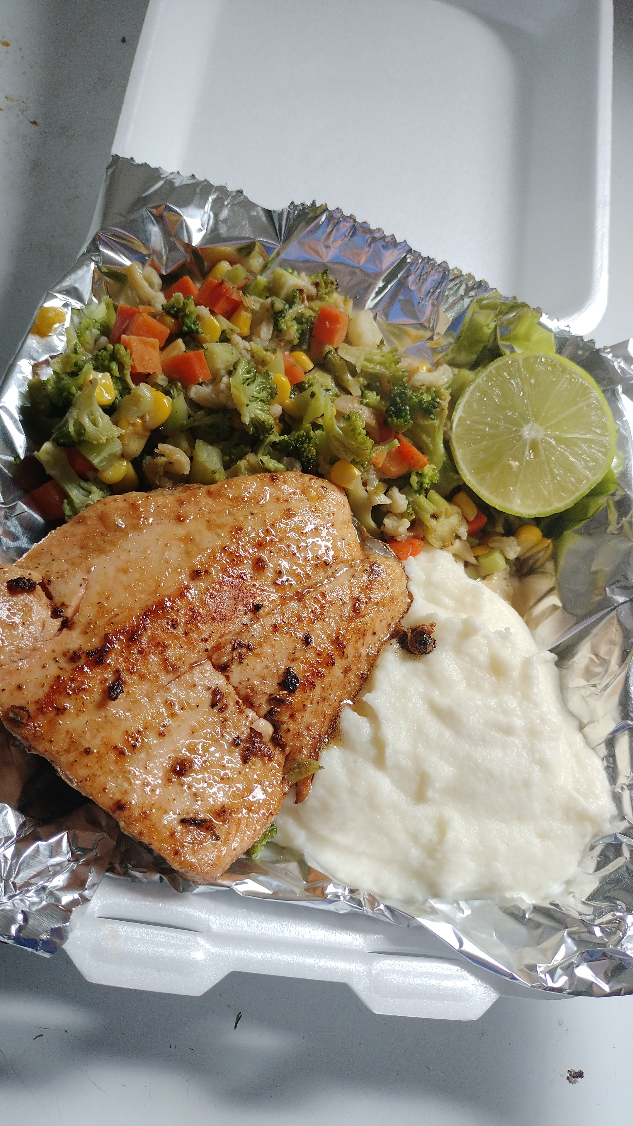 Roger's Burger image 9