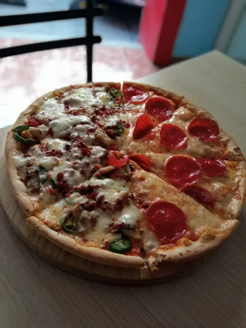 D'rigoletros Pizzas image 1