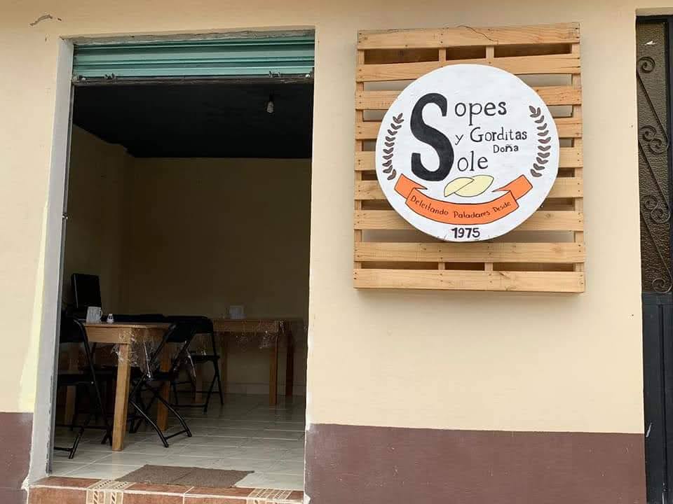 Sopes y Gorditas Doña Sole image 4