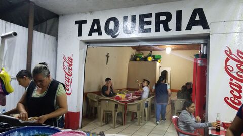 TAQUERÍA BRENDA image 4