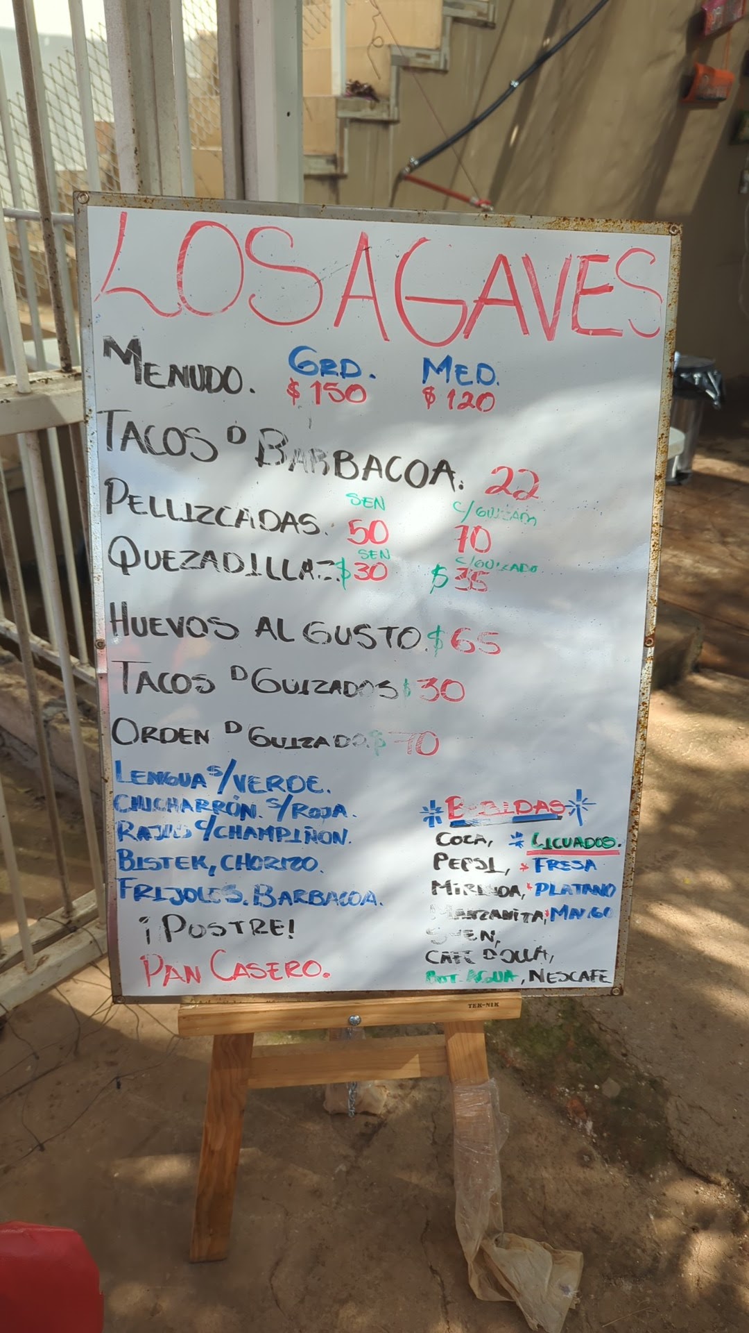 Los Agaves Antojitos image 5