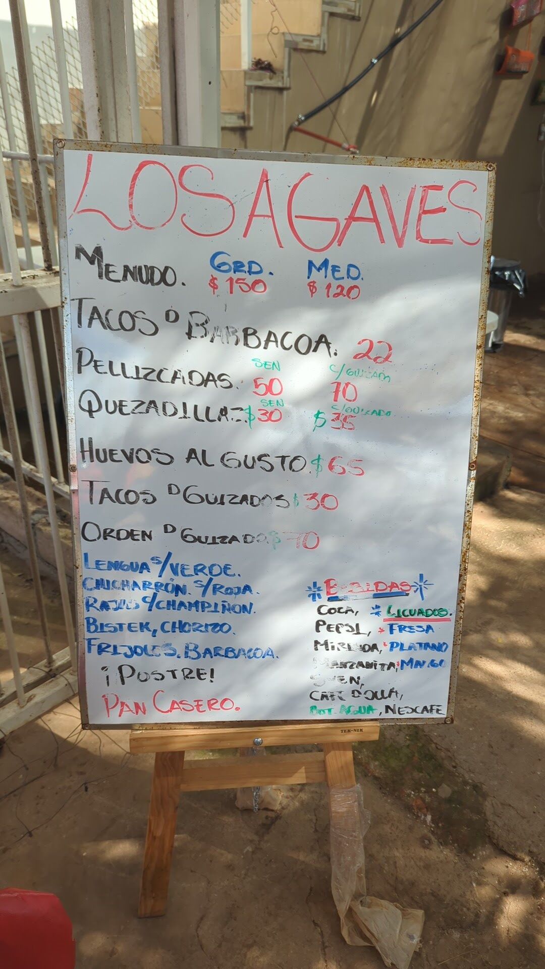 Los Agaves Antojitos image 5