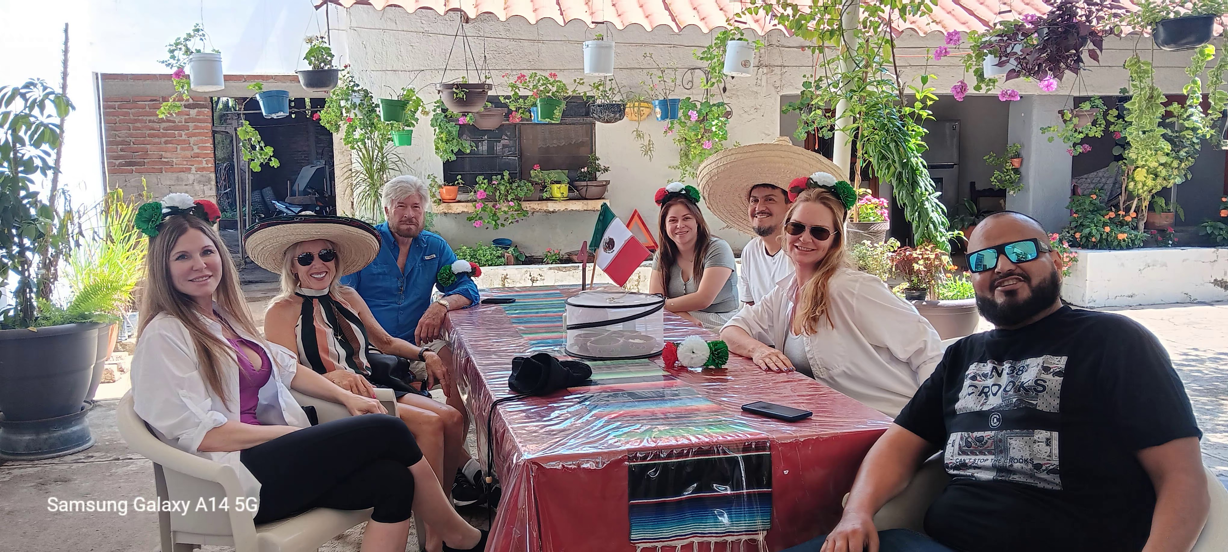 Los Agaves Antojitos image 8