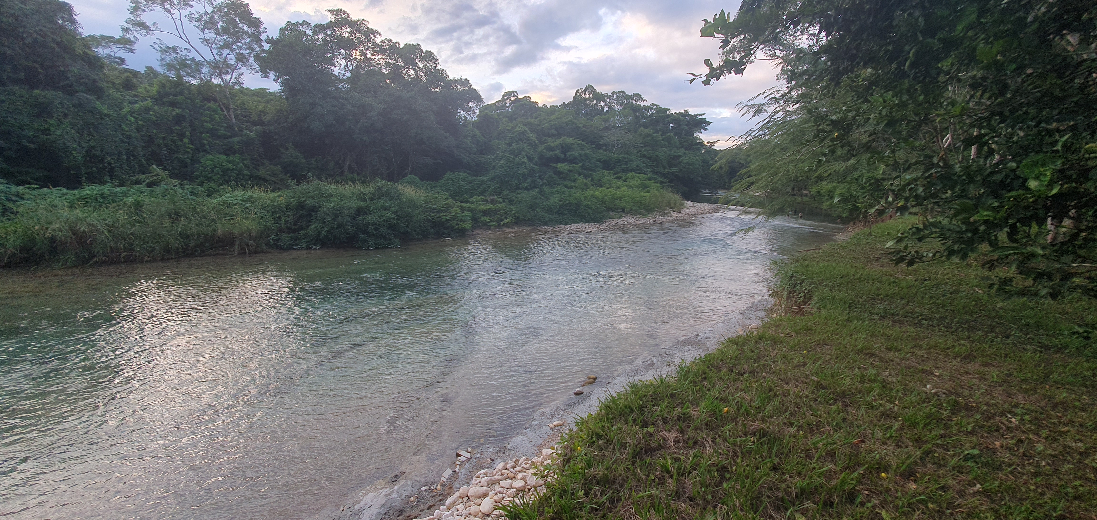 BALNEARIO Y COMEDOR LA ISLA image 9