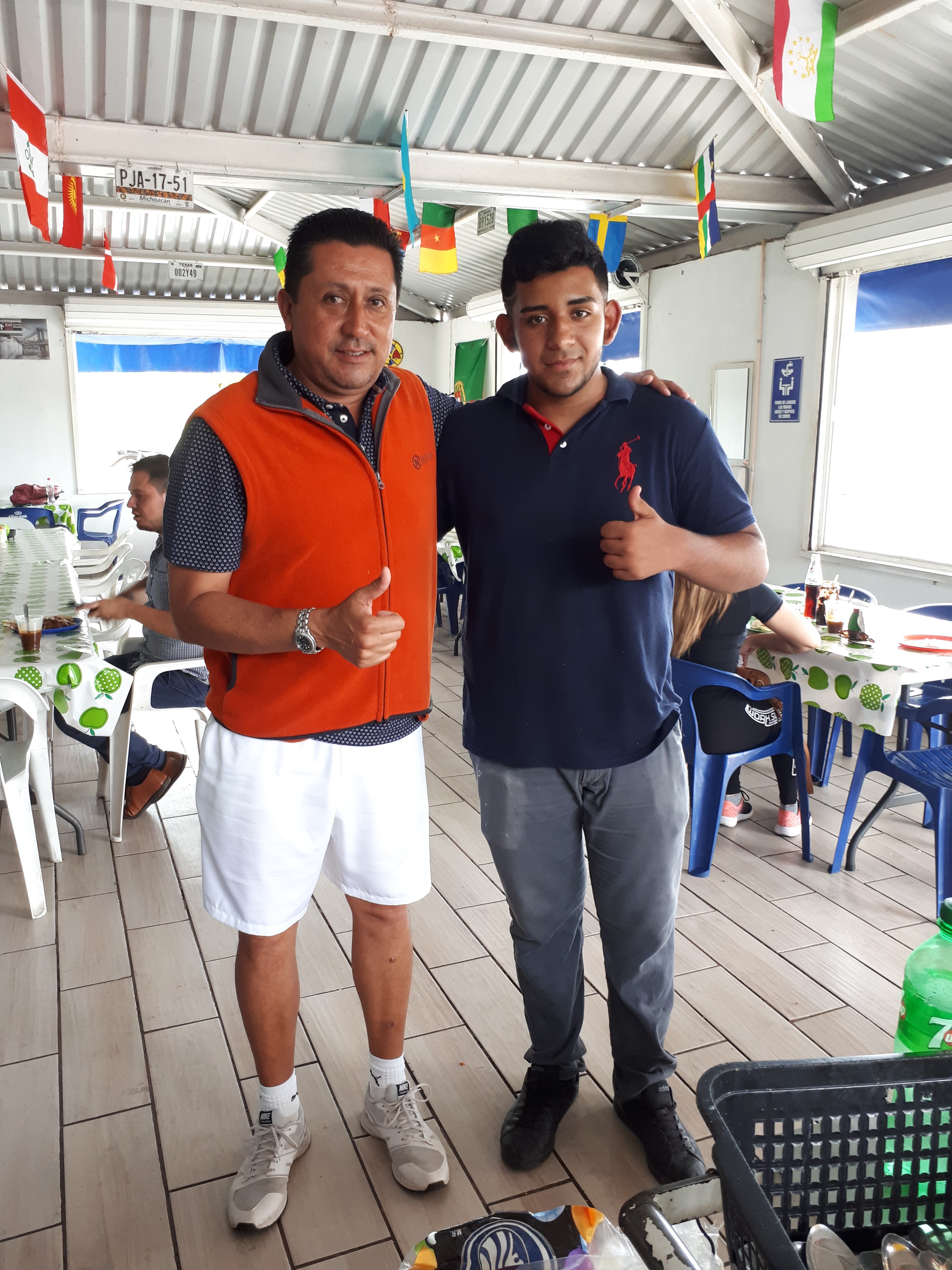 Birrieria Fiacos image 6