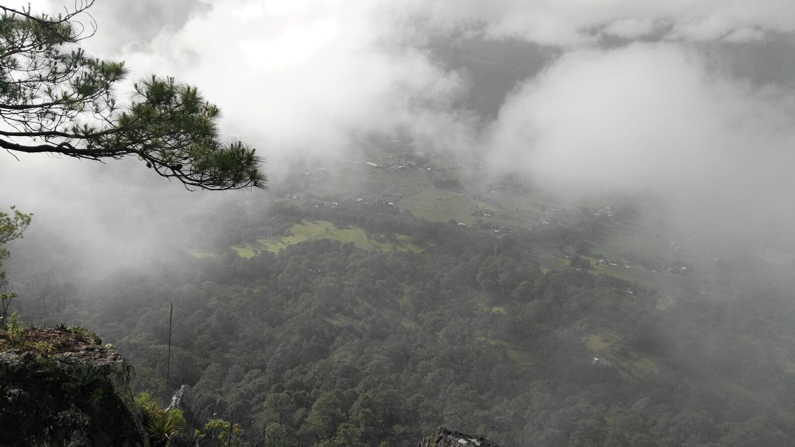 El Tambor image 9