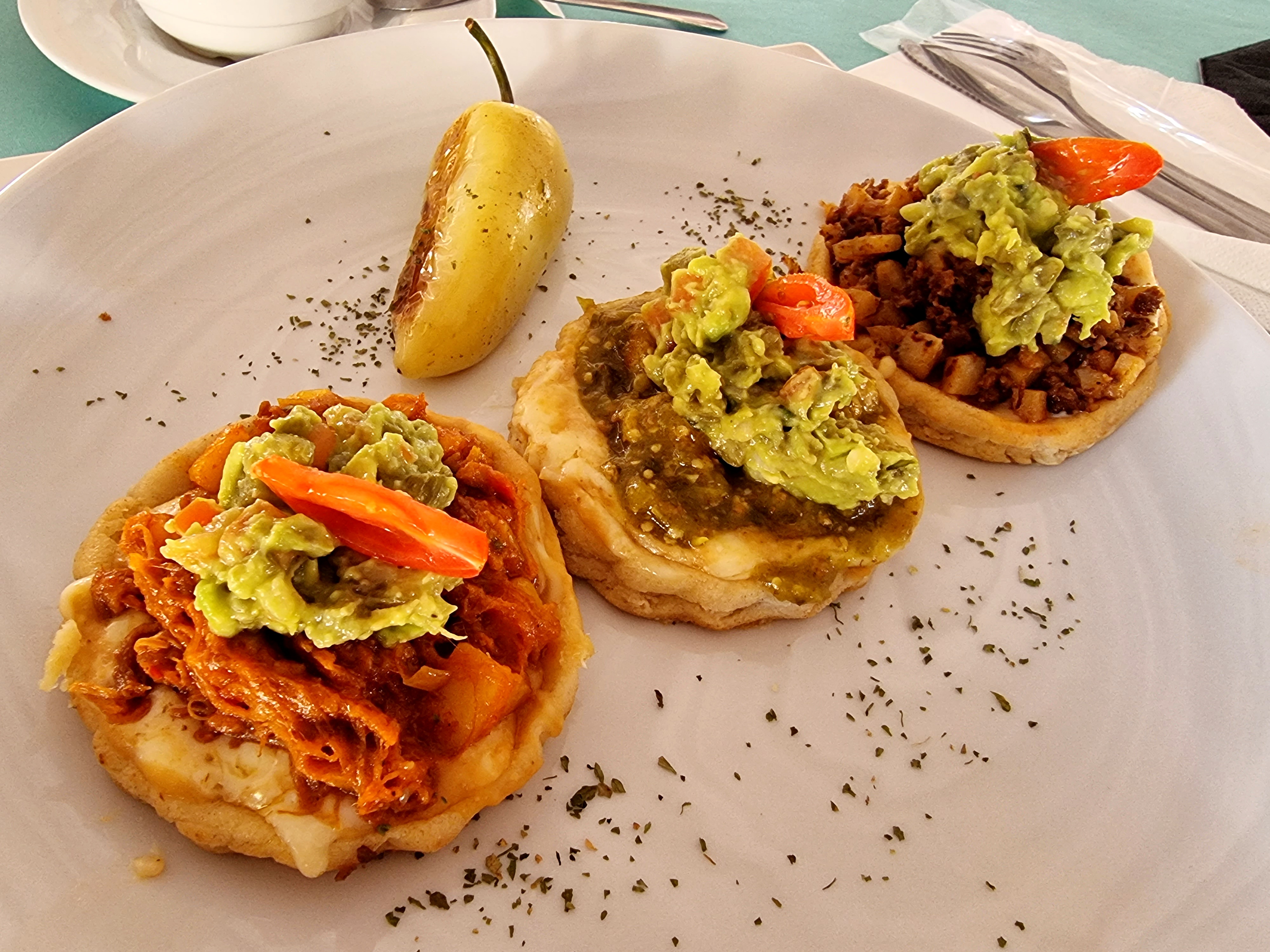 Las Higueras Brunch image 6