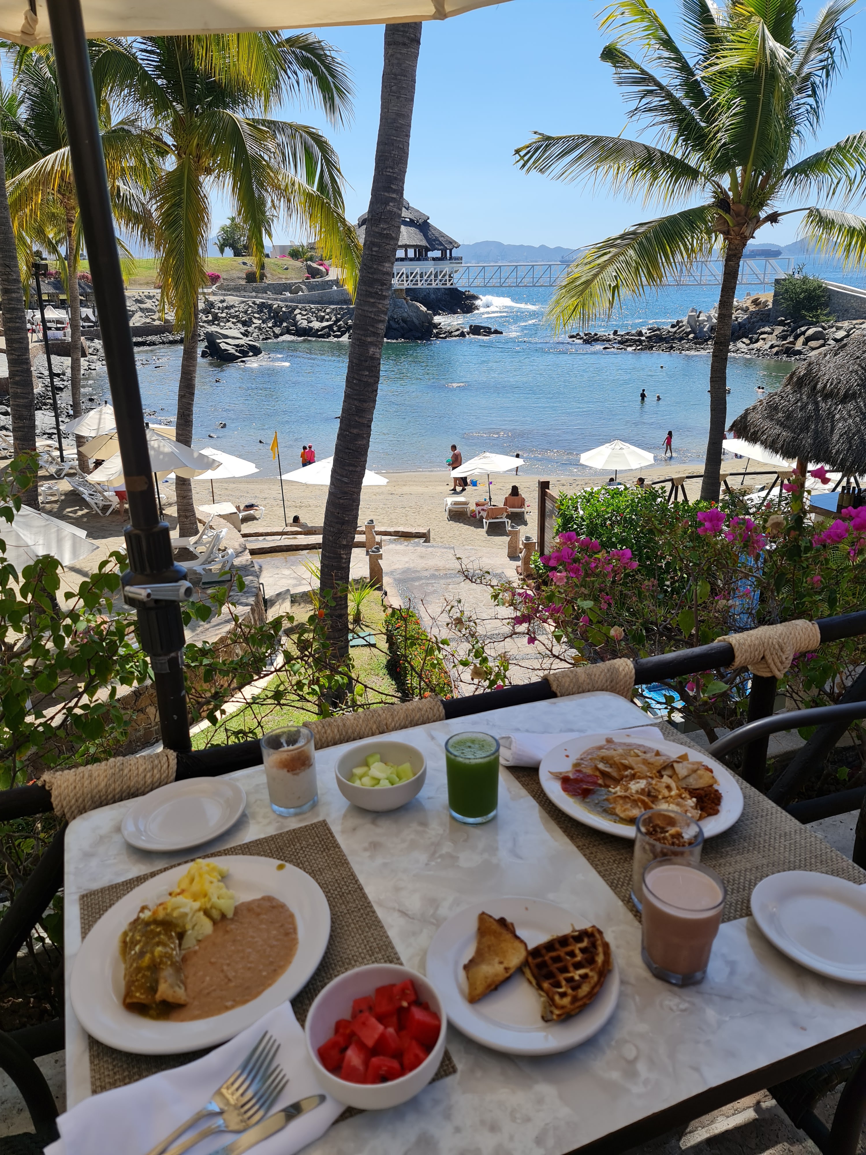 Buffet Bugambilias image 2