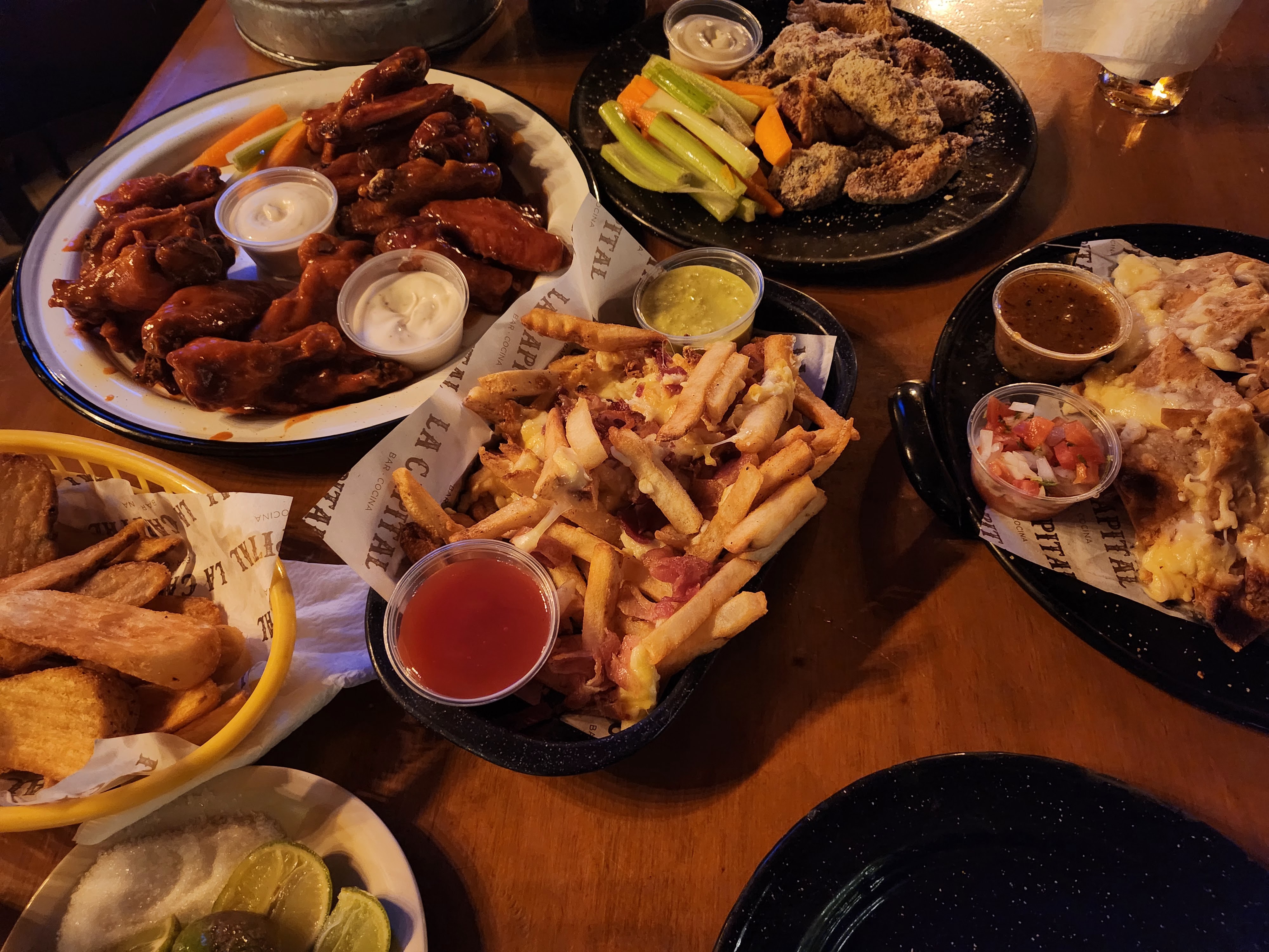 La Capital Bar & Cocina image 6