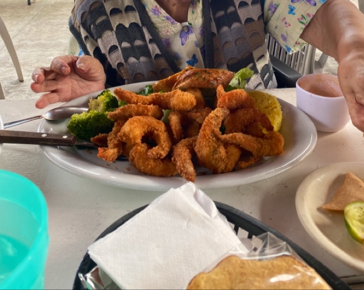 Asadero Y Mariscos Puerta Grande image 6