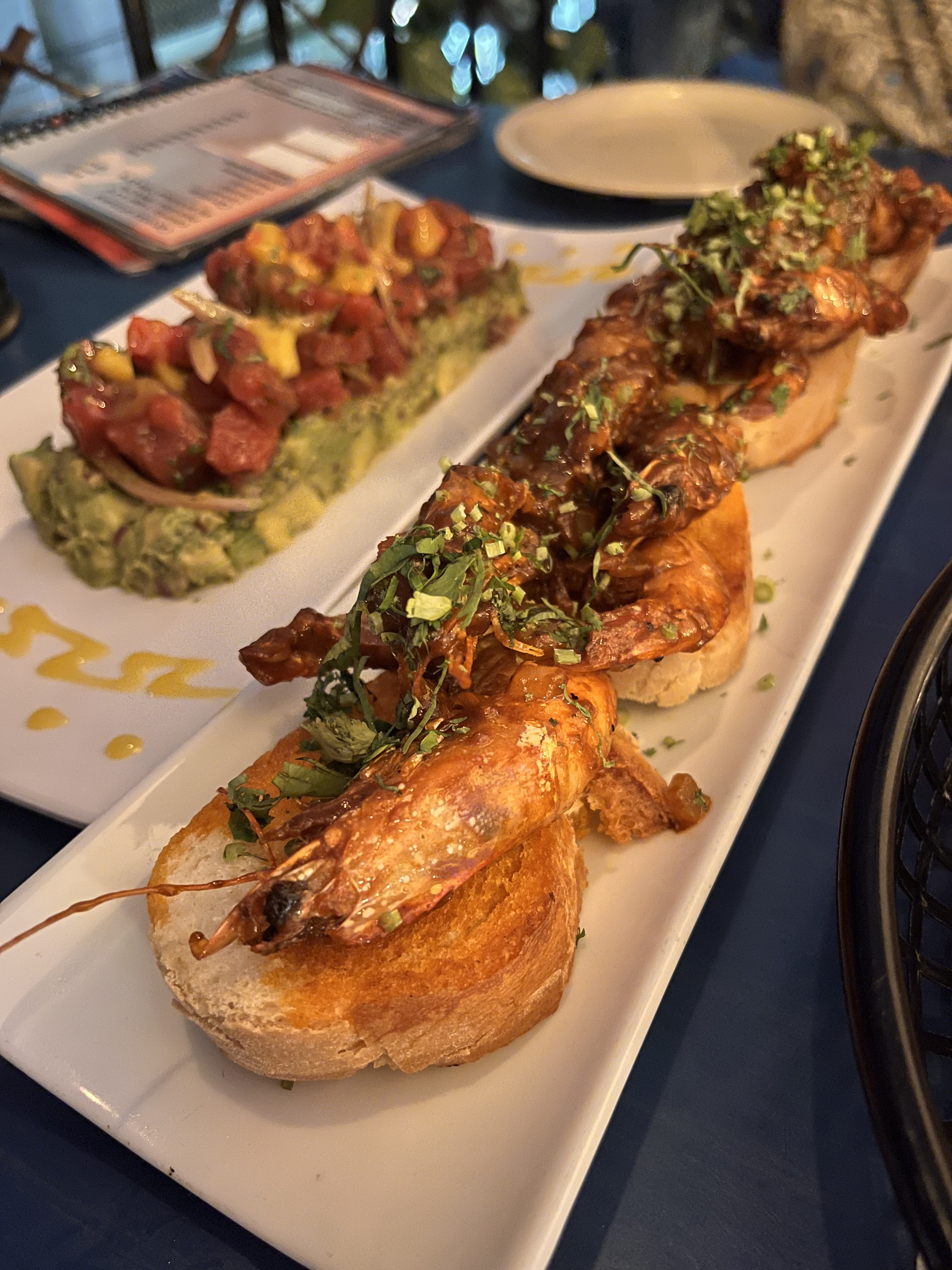 Tuna Azul Zona Romantica image 8