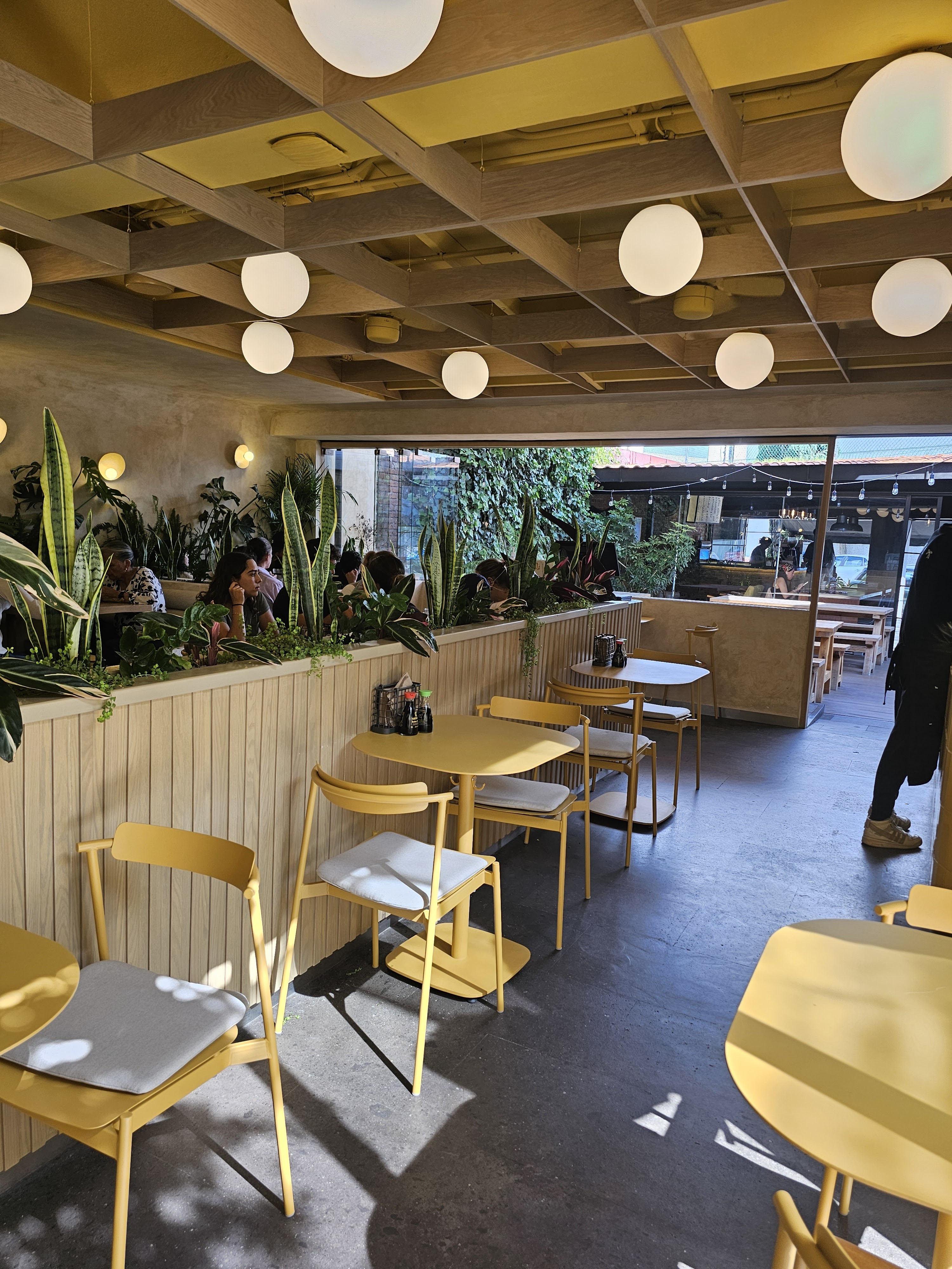 Olu Poke House image 9