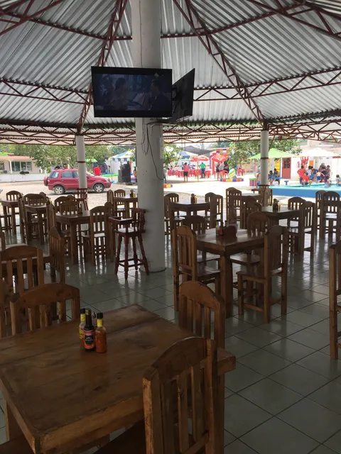 Las Ranitas image 3