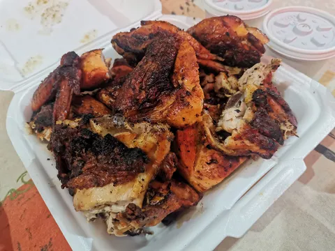 Pollos asados al carbón, los auntenticos pollos de sabores image 1