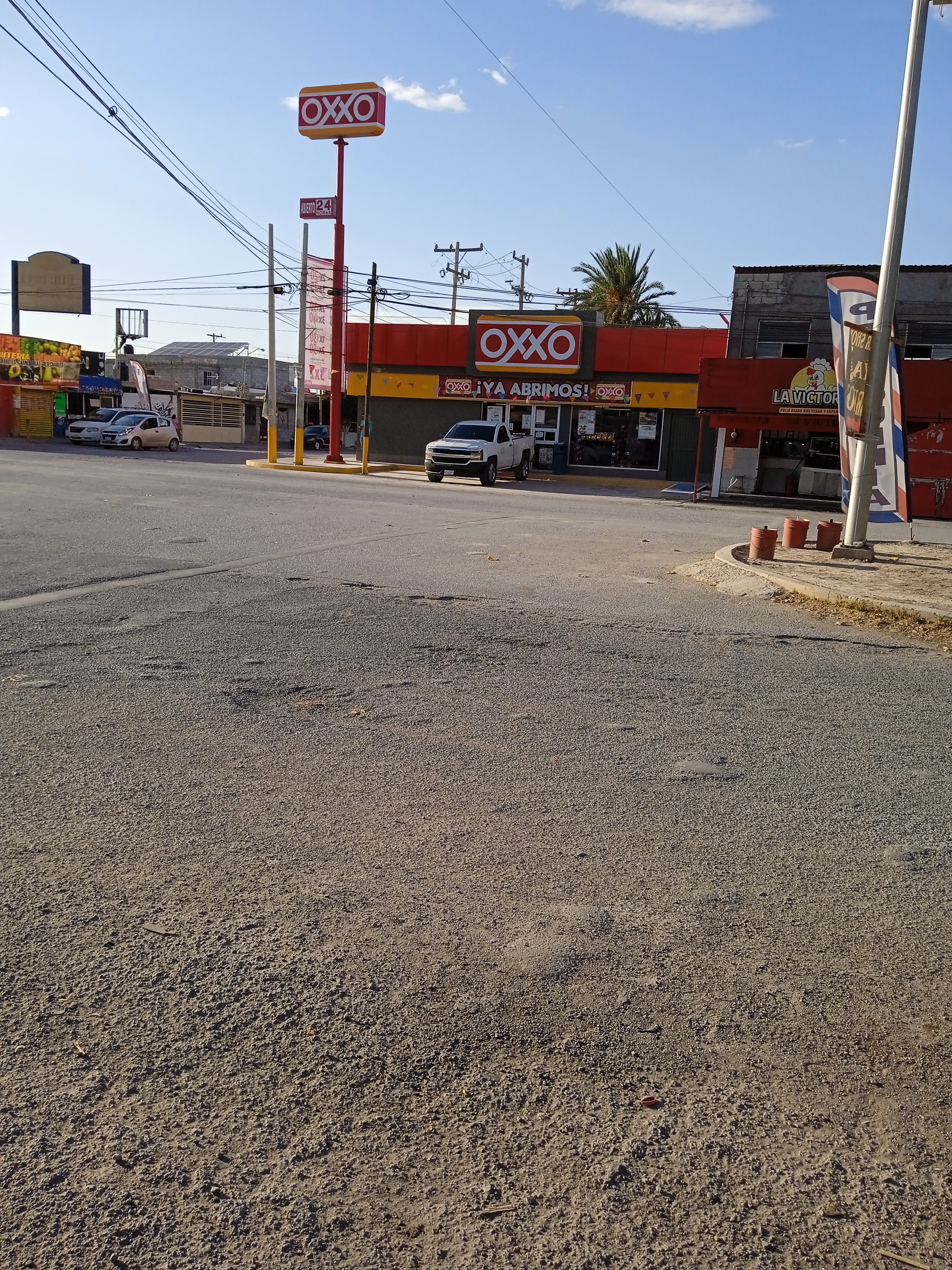 Chickens La Victoria image 4