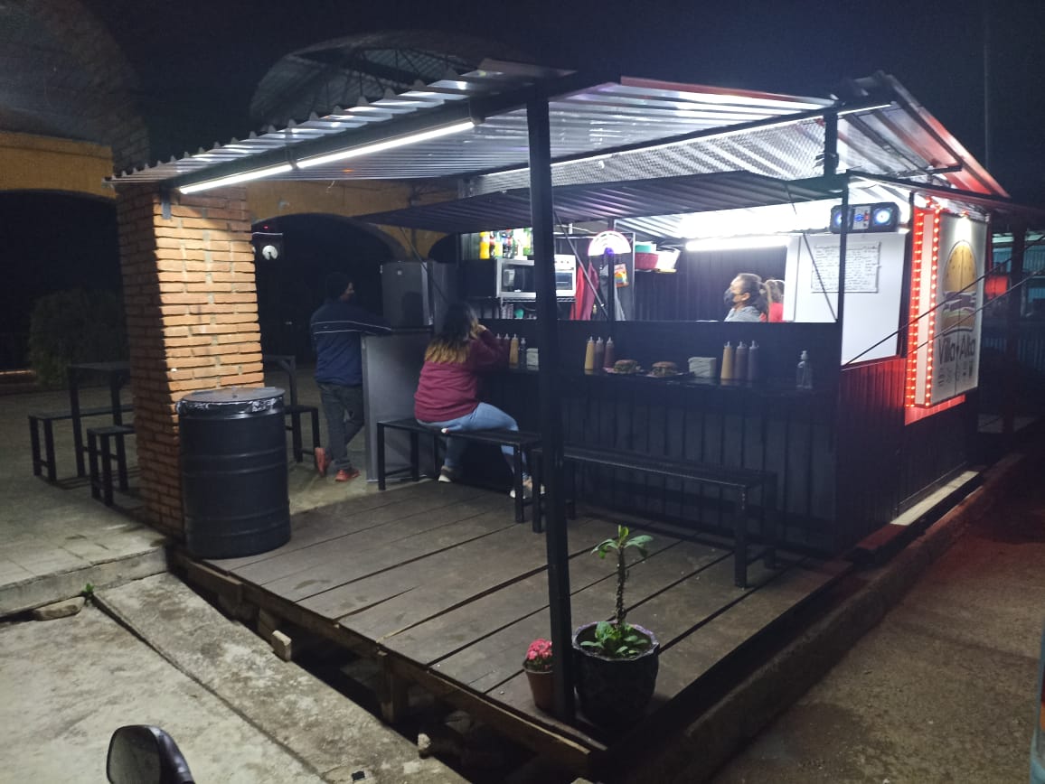 Alitas & Hamburguesas VILLA-ALTA image 1