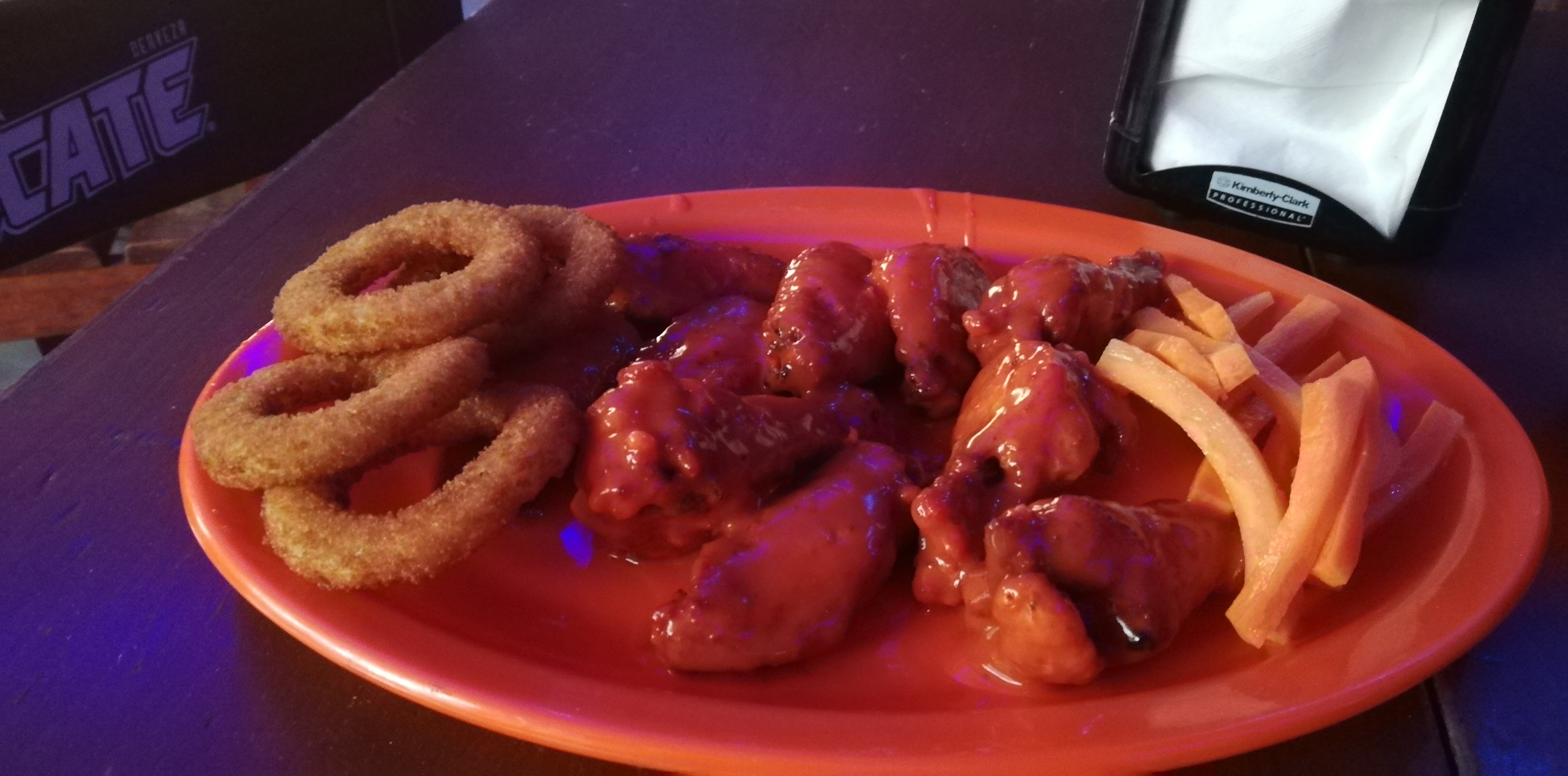 Alitas & Beers Tuxpan image 2