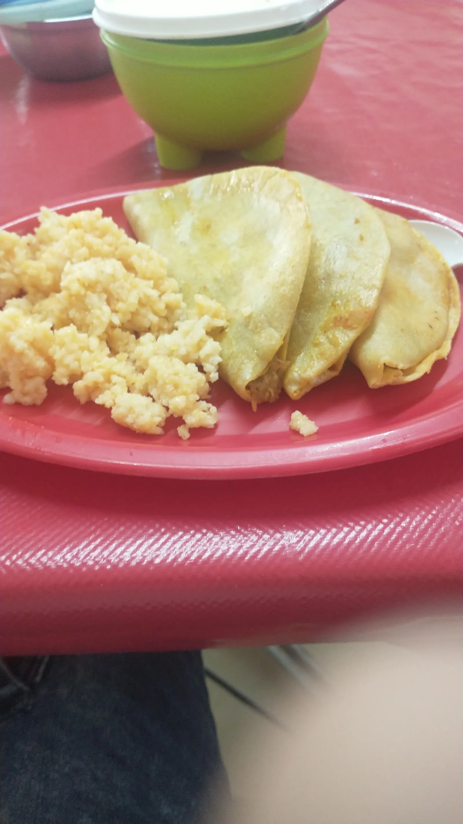 Tacos De Canasta "El Güero" image 4