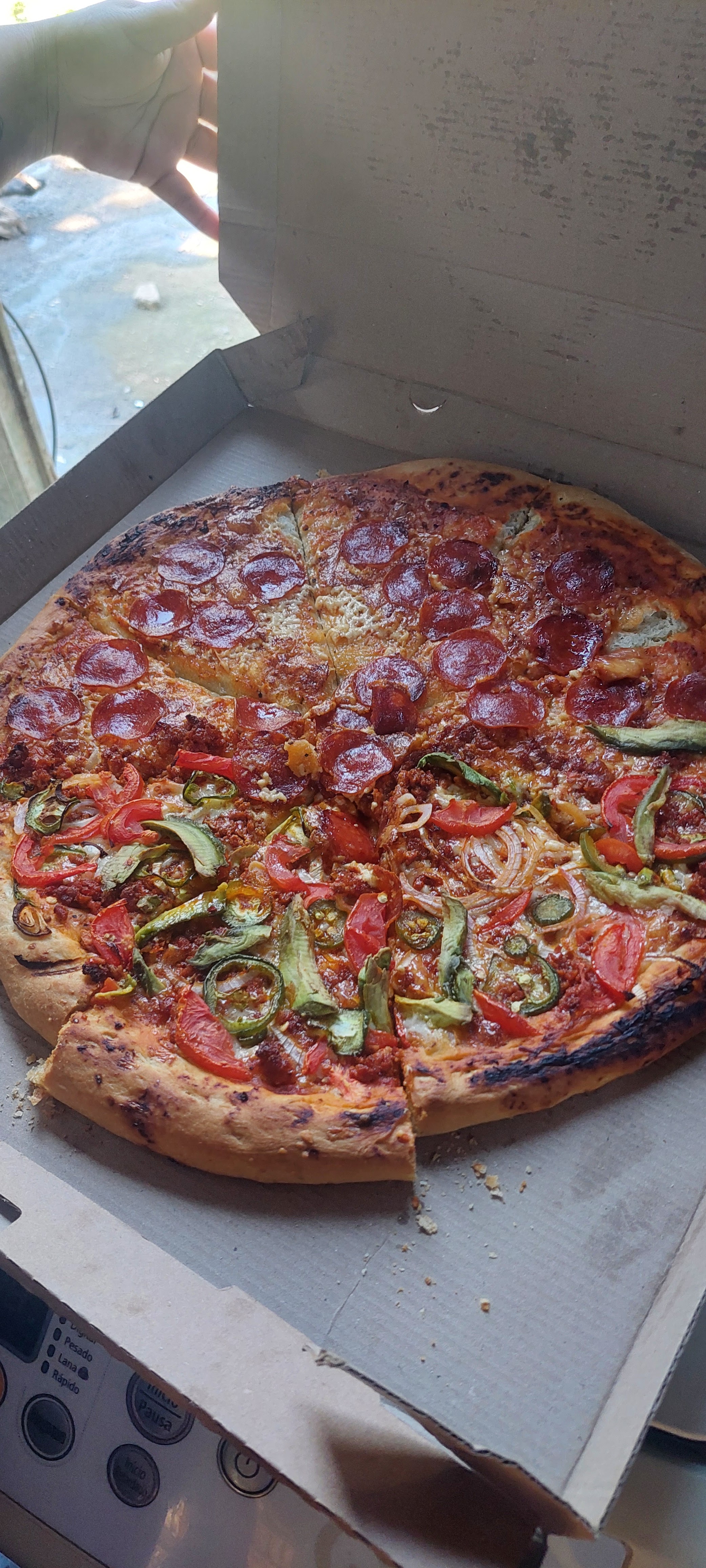 Pizzas ¿es tuya ó es mía? Y panadería image 4