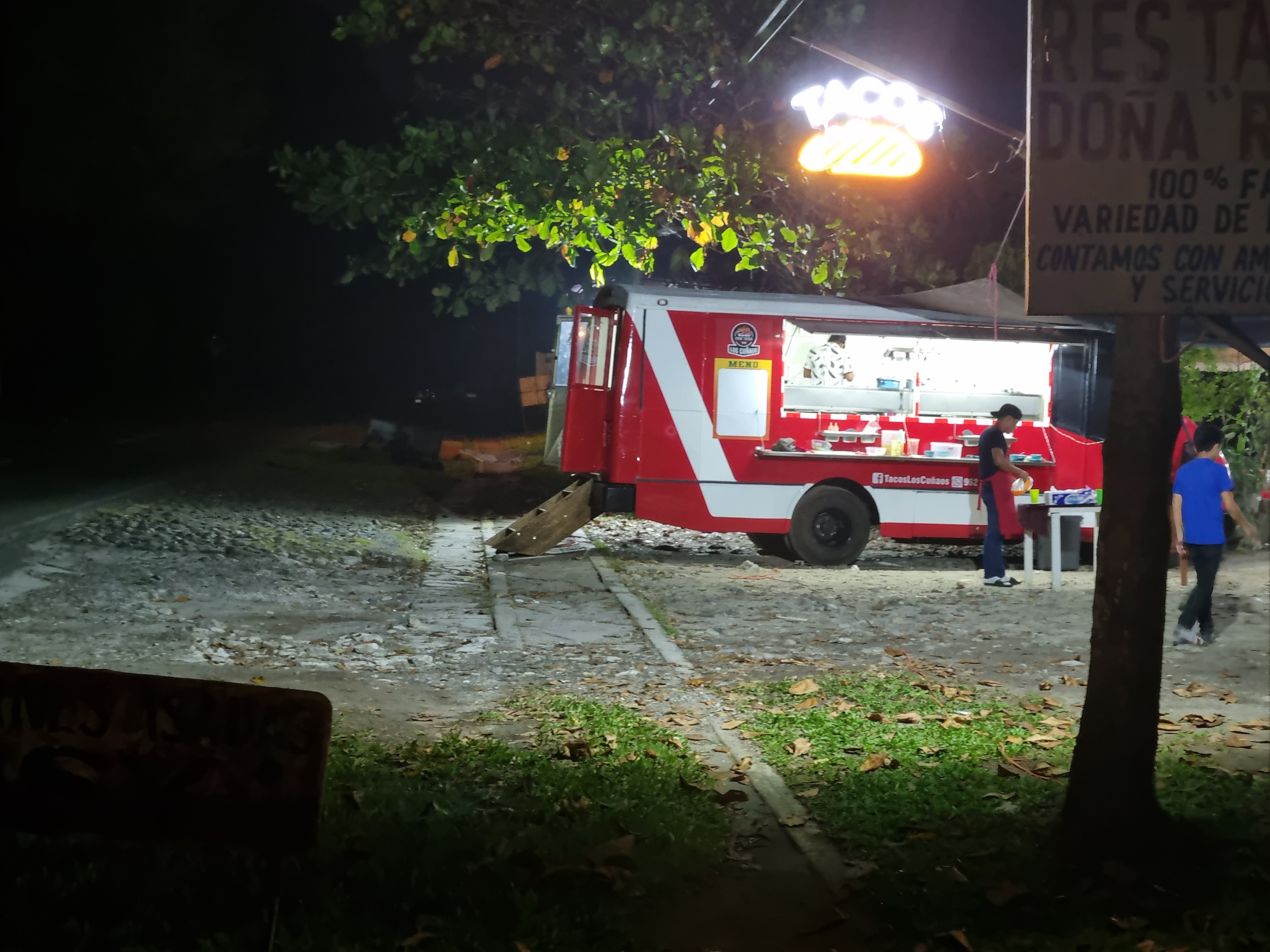 Tacos Los Cuñaos image 5