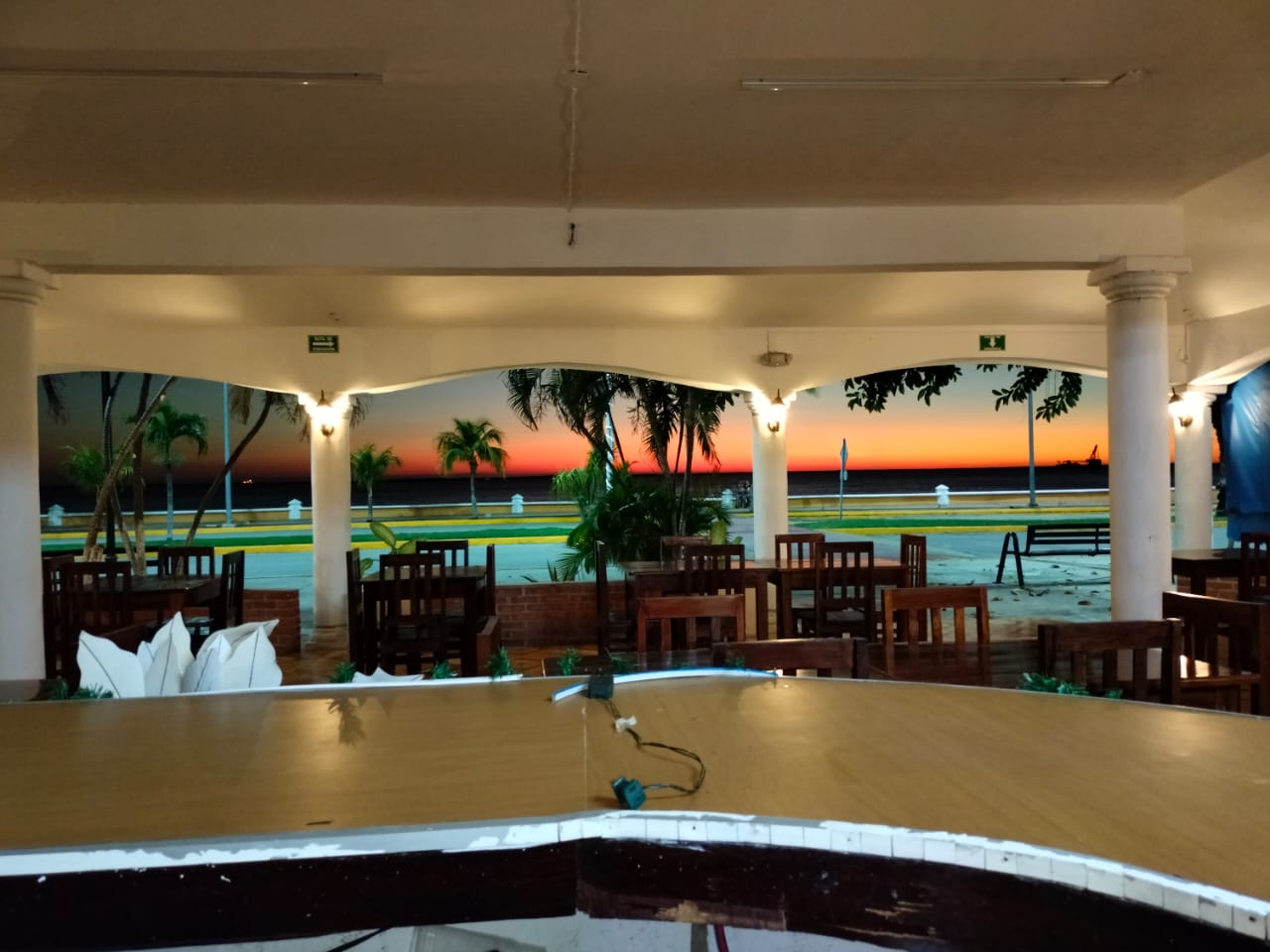 La ola marina image 1