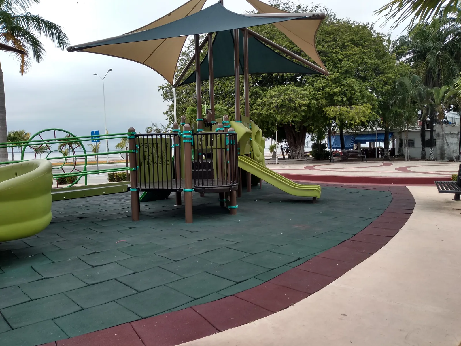 La ola marina image 3