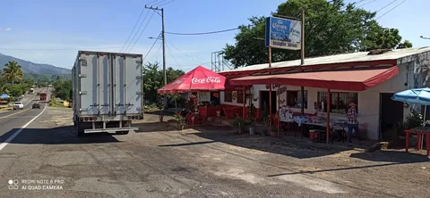 Restauran adriana image 1