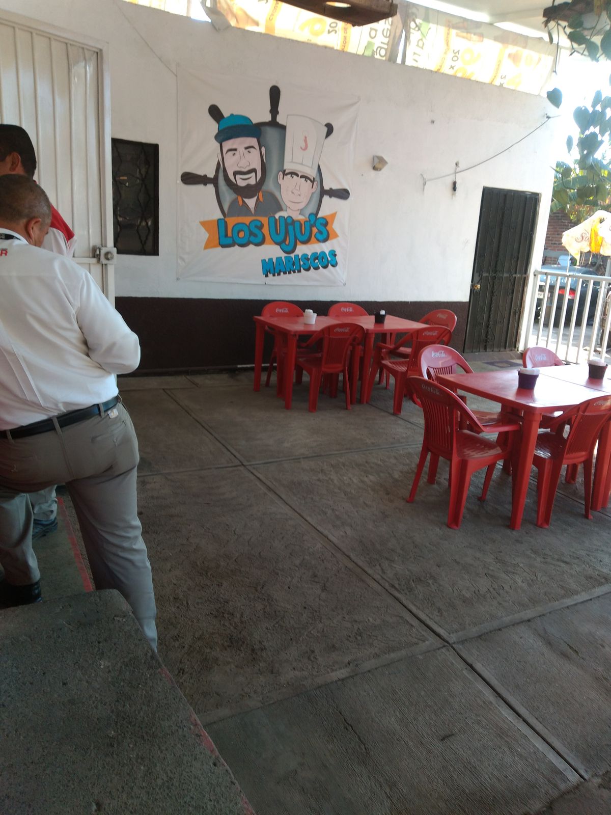 Mariscos los ujus image 2