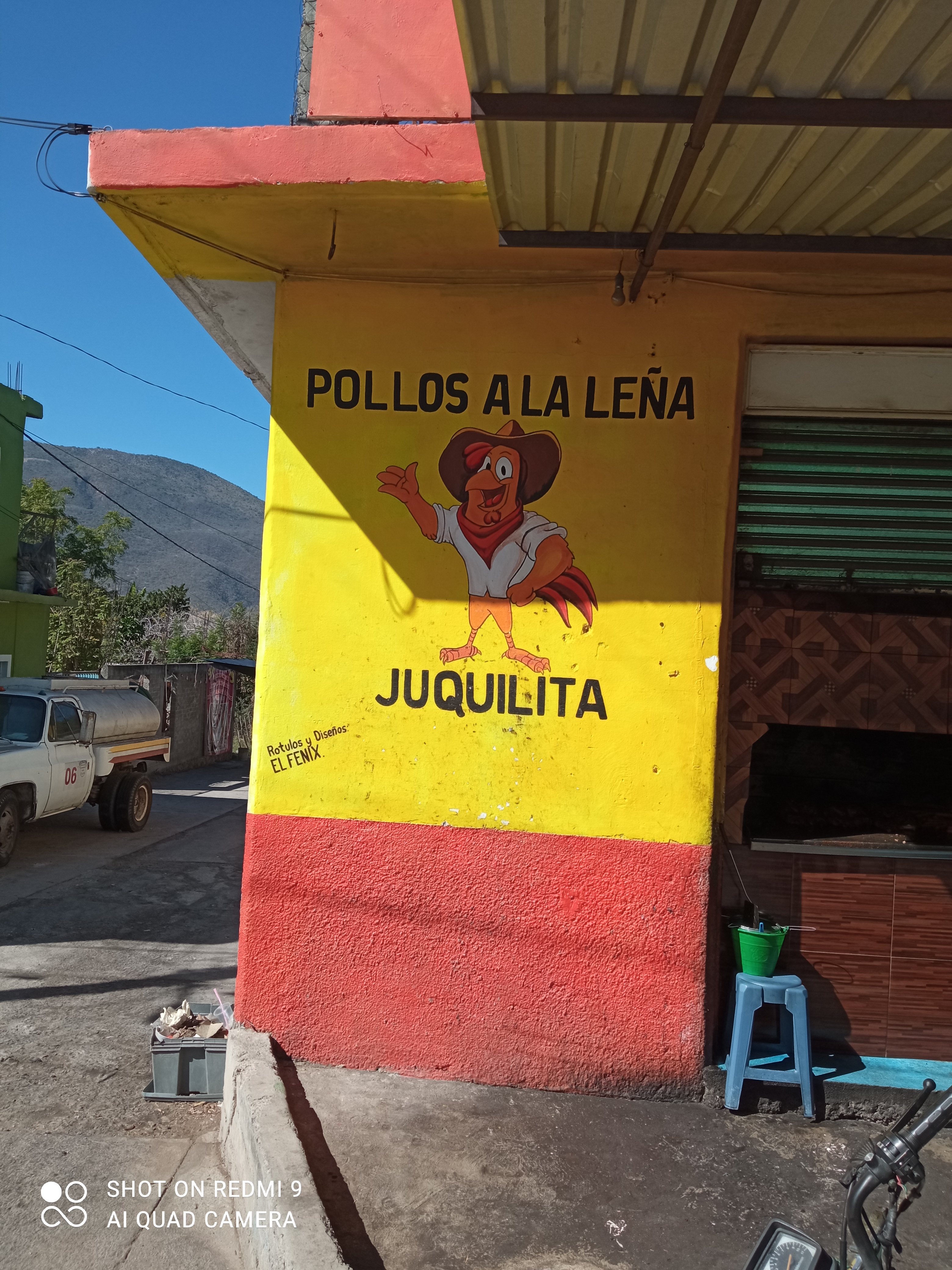Pollos a la leña "Juquilita" image 7