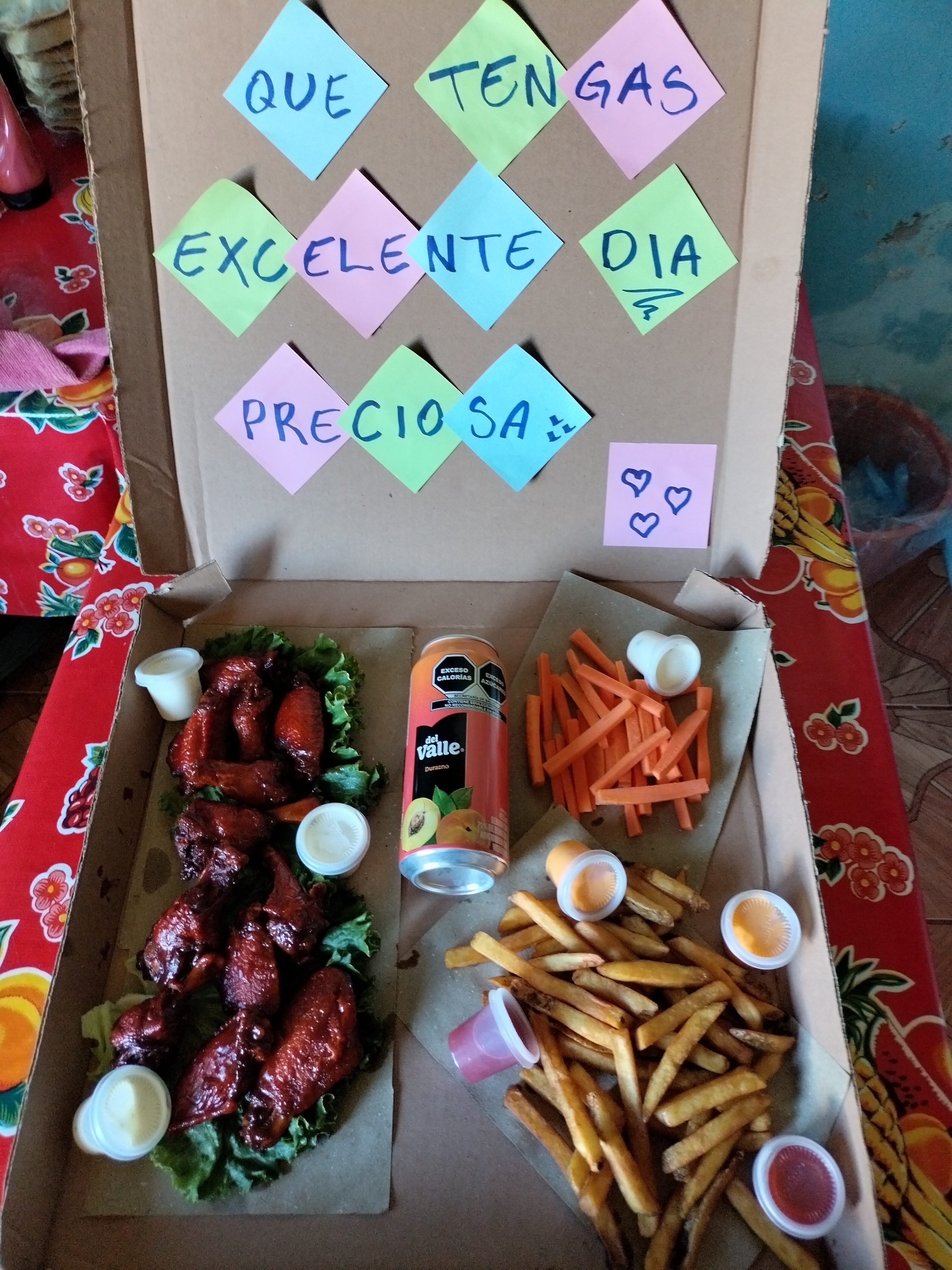 "El Mirador: Burgs & Wings" image 6