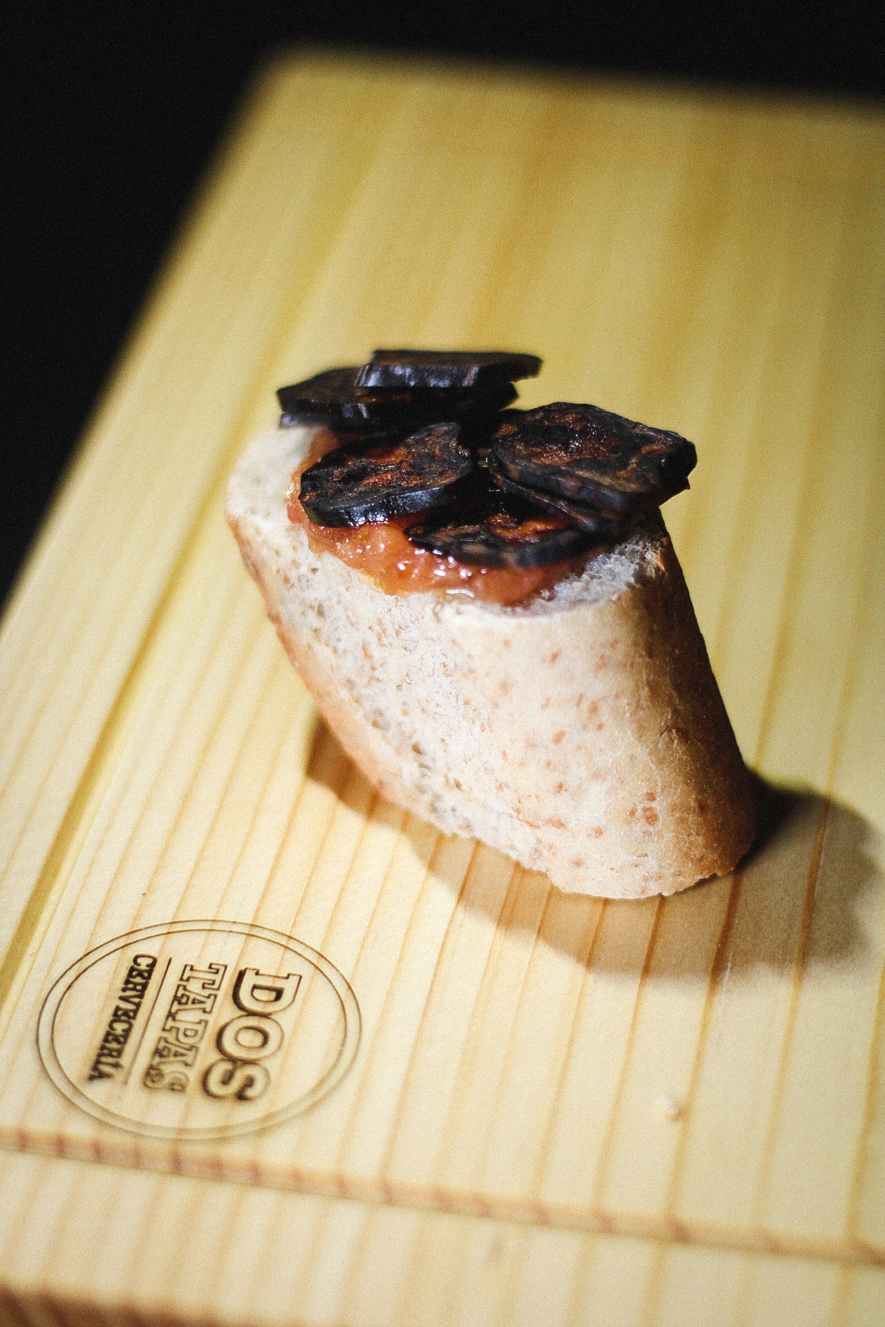 Dos Tapas Charcutería & Cervecería image 8