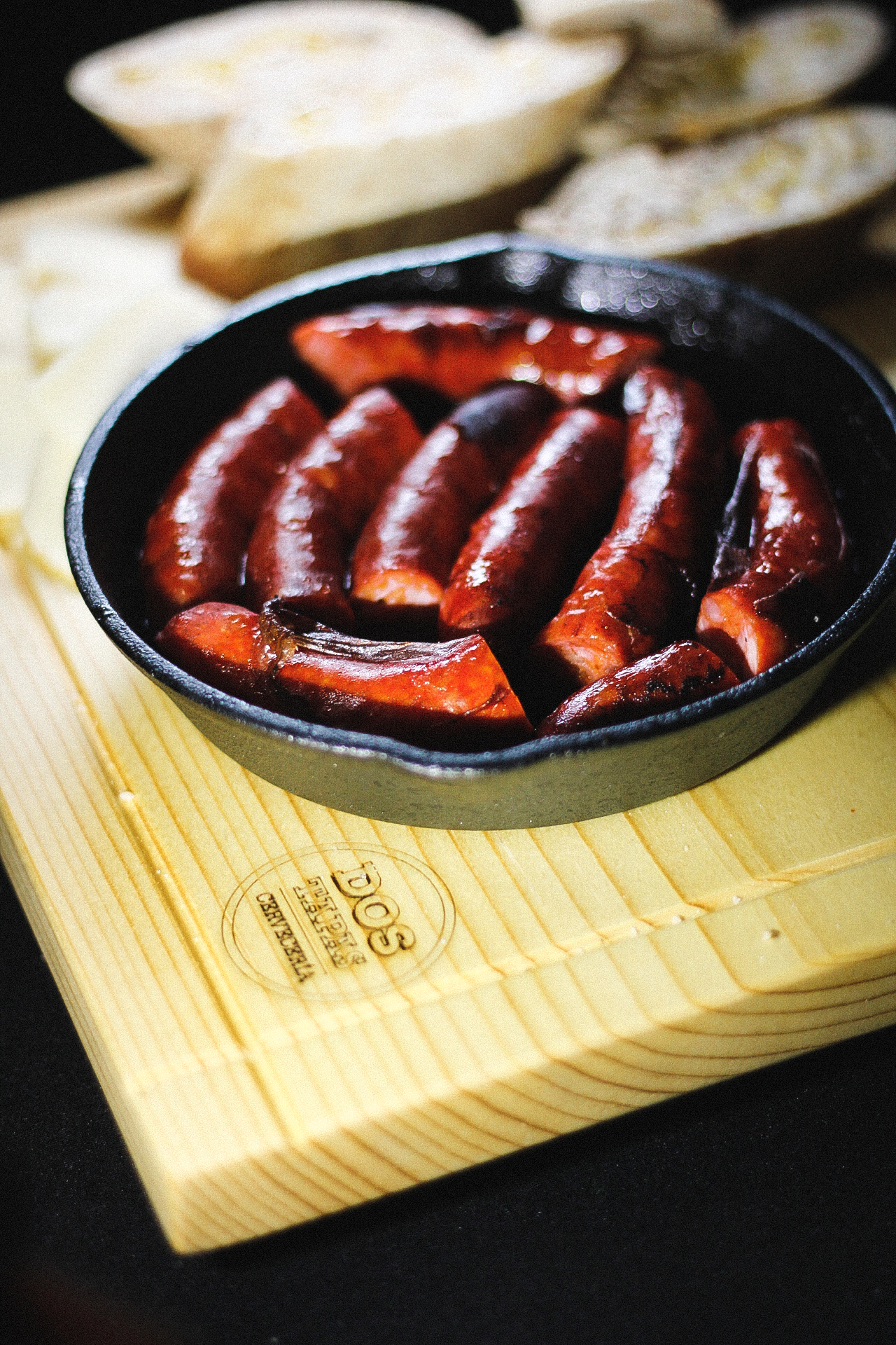 Dos Tapas Charcutería & Cervecería image 9