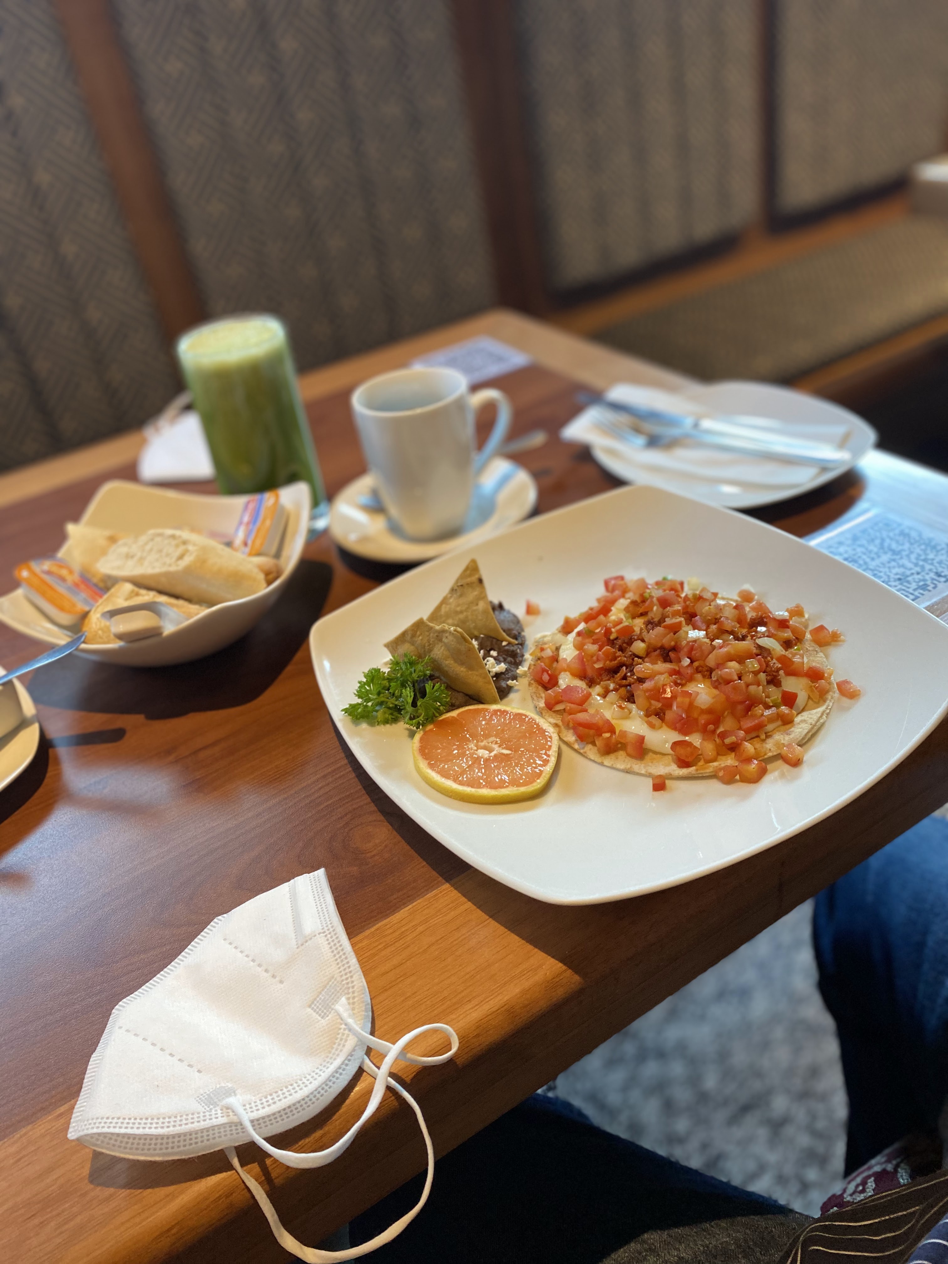 Monaco Restaurant image 6