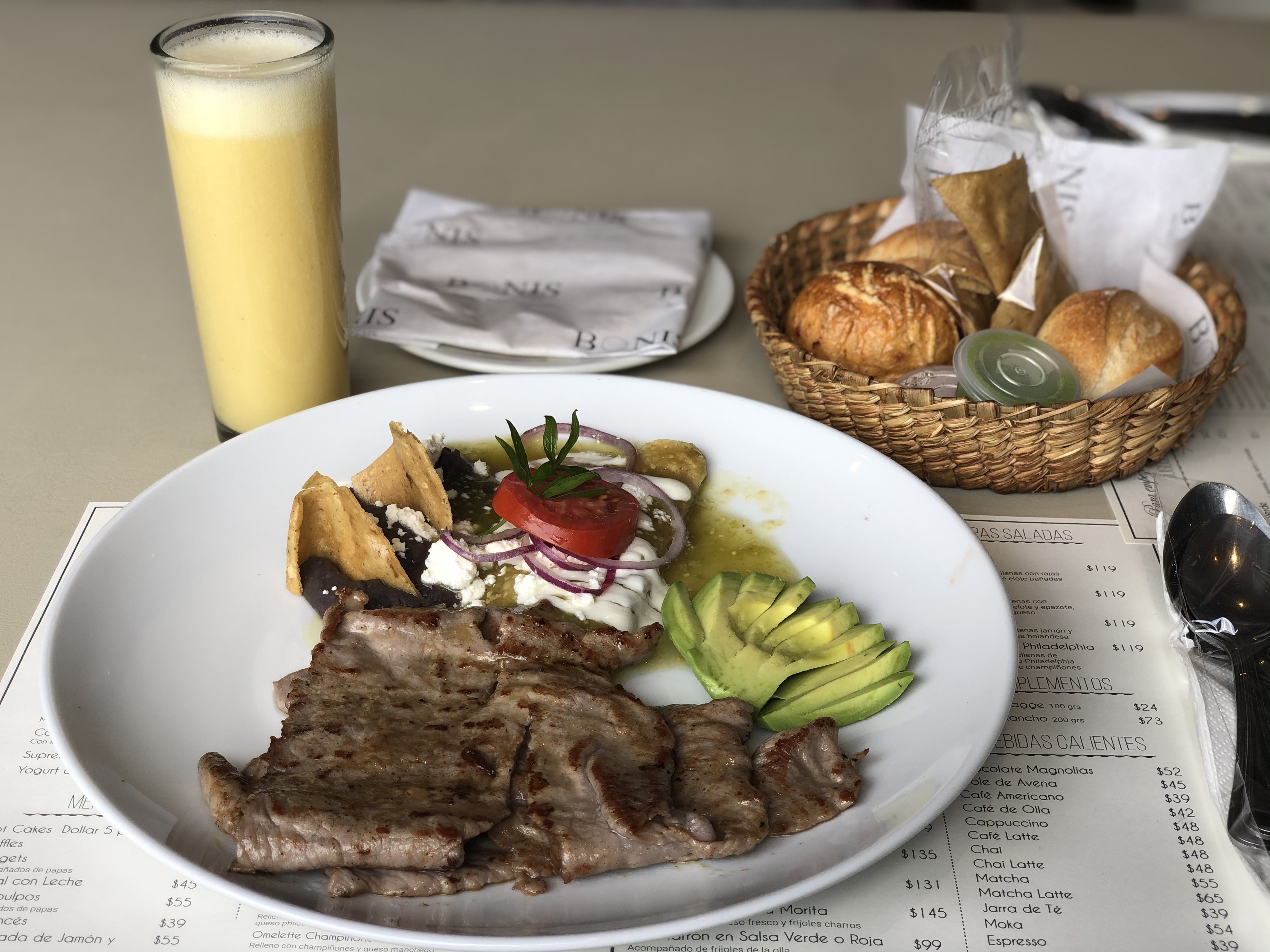 RESTAURANTE MAGNOLIAS image 2