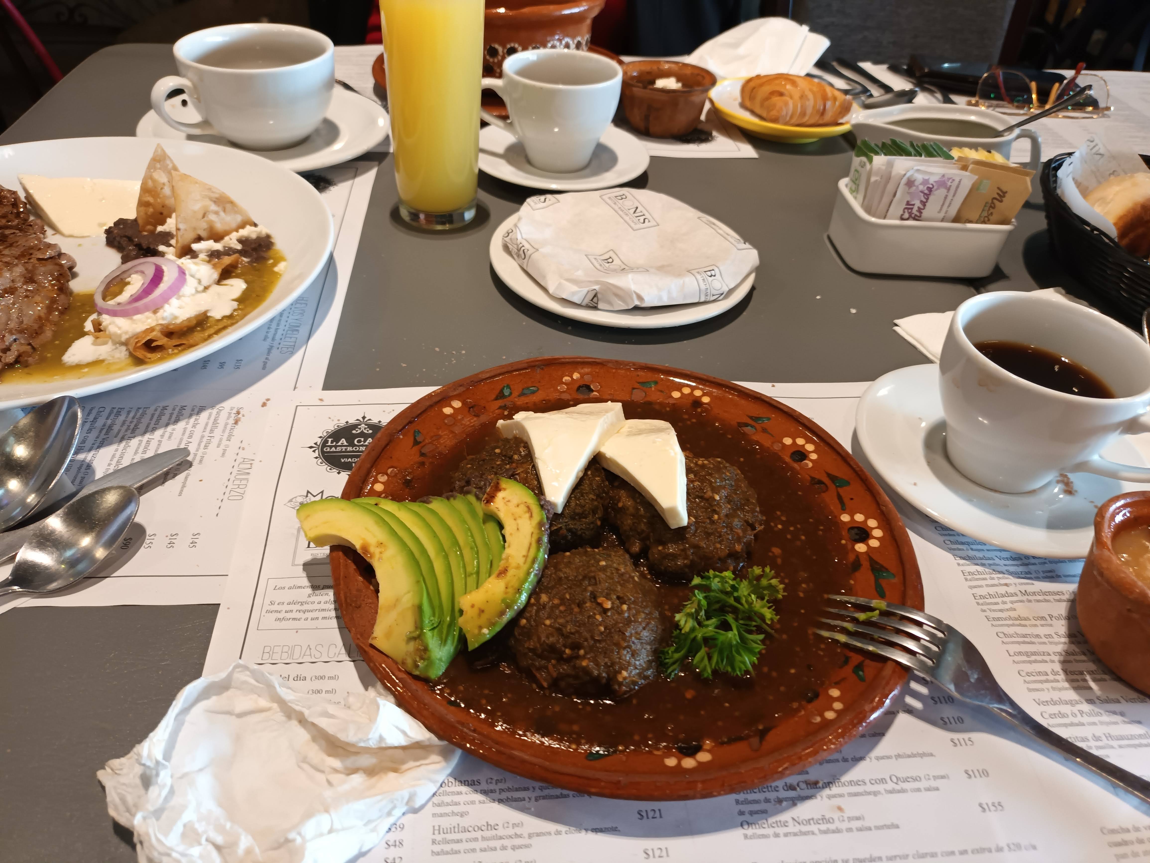 RESTAURANTE MAGNOLIAS image 5