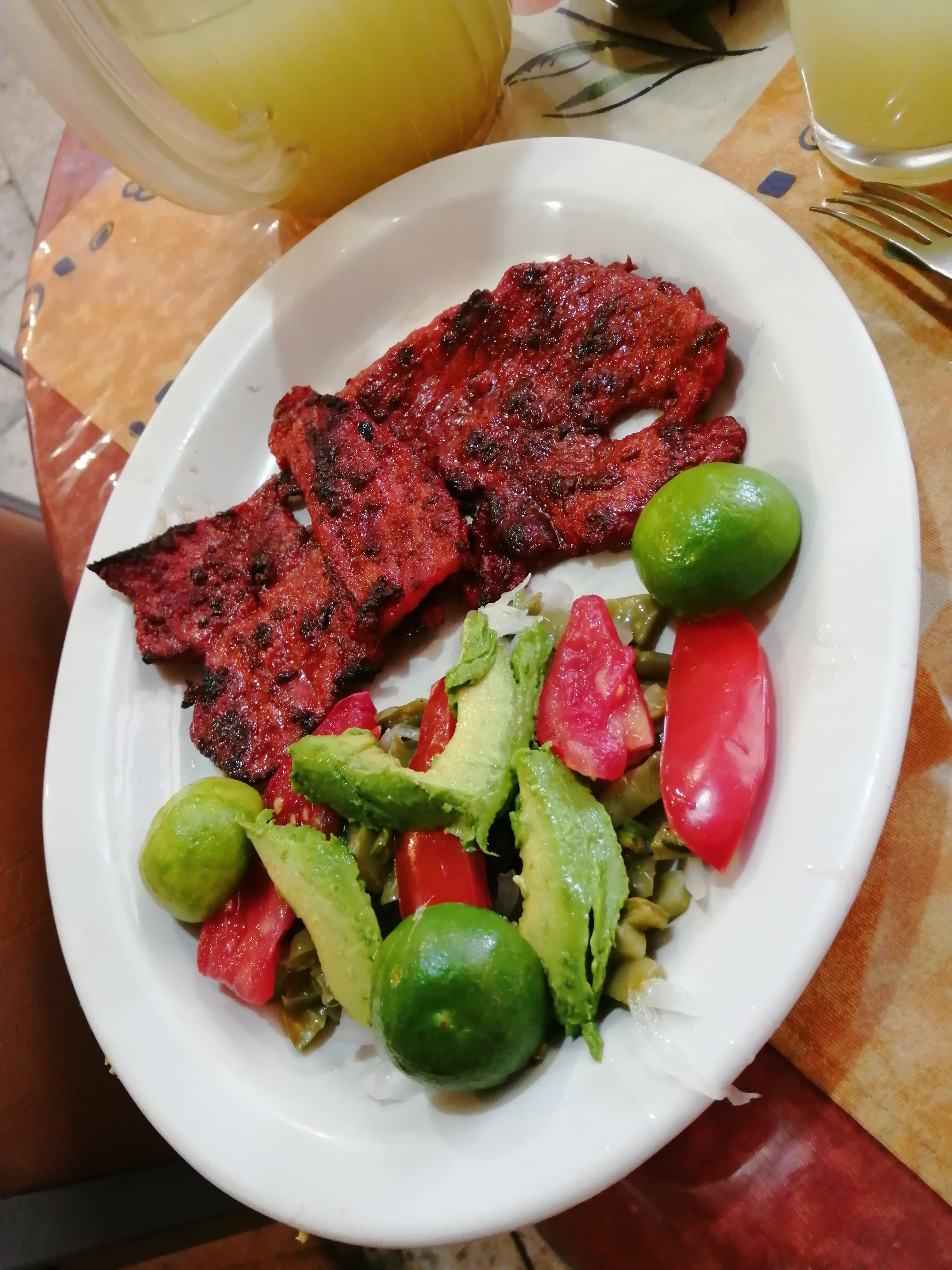 Sal y Pimienta image 9