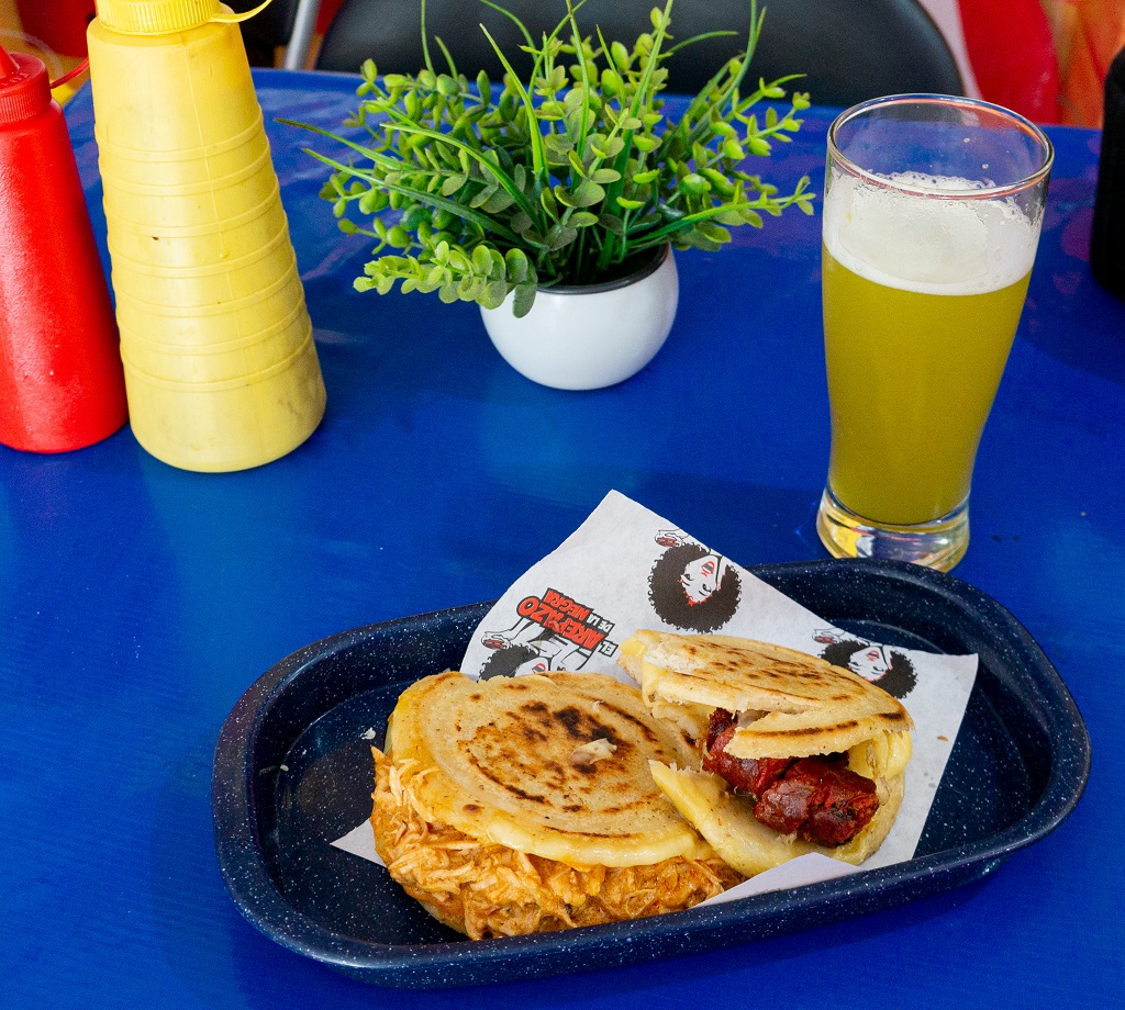 El Arepazo de la Negra image 4