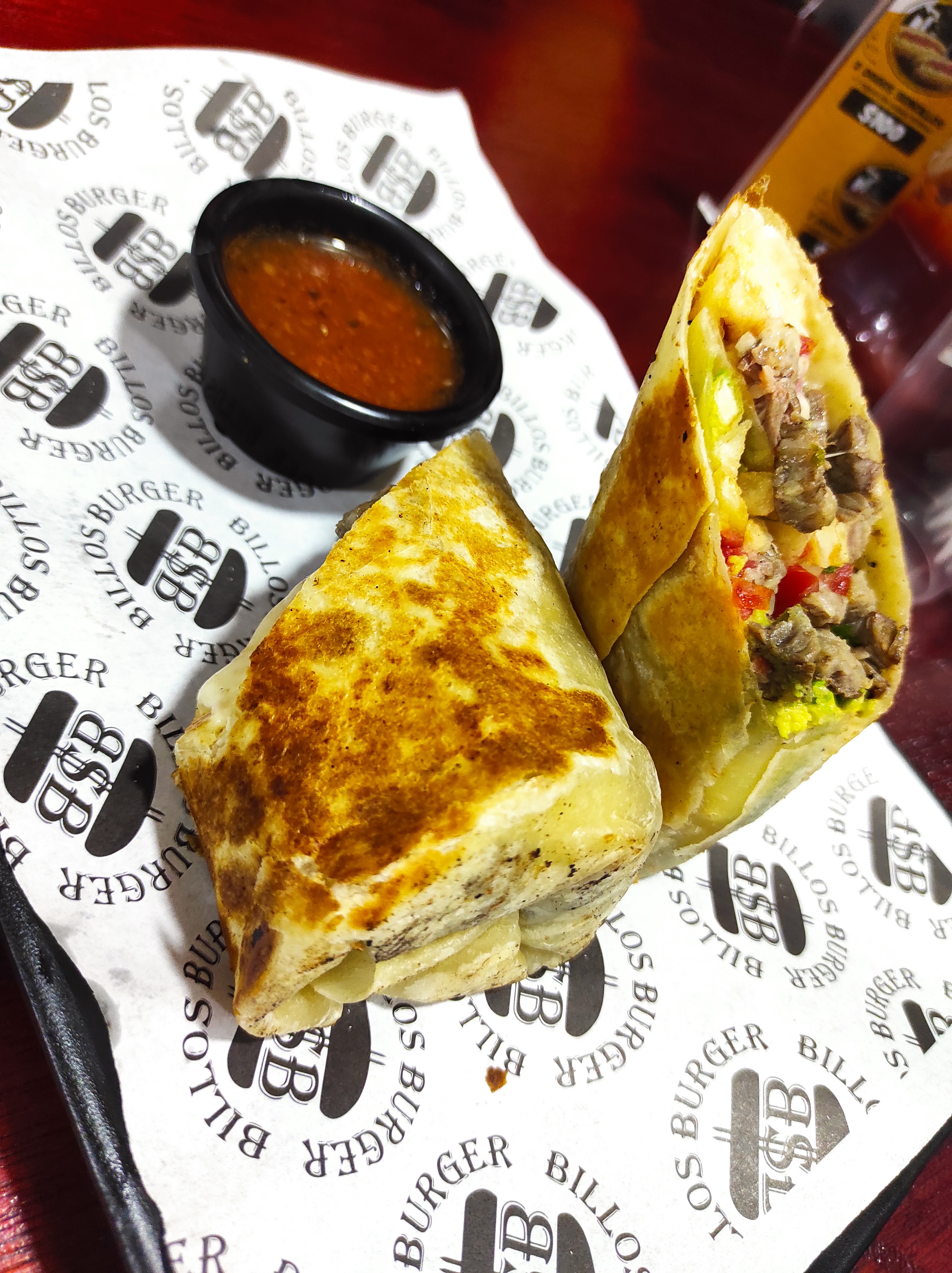 BILLOS BURGER image 2