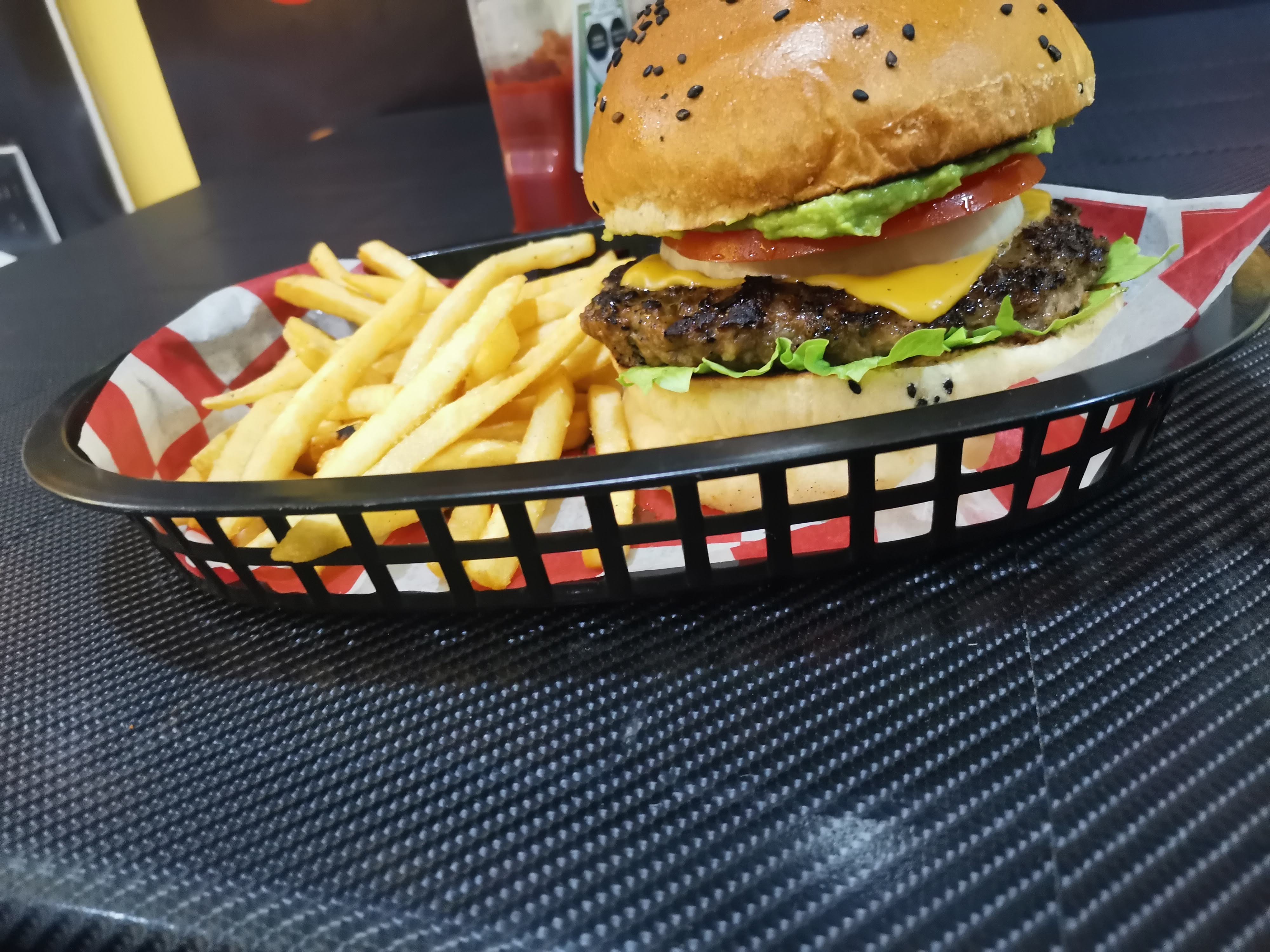 BILLOS BURGER image 6