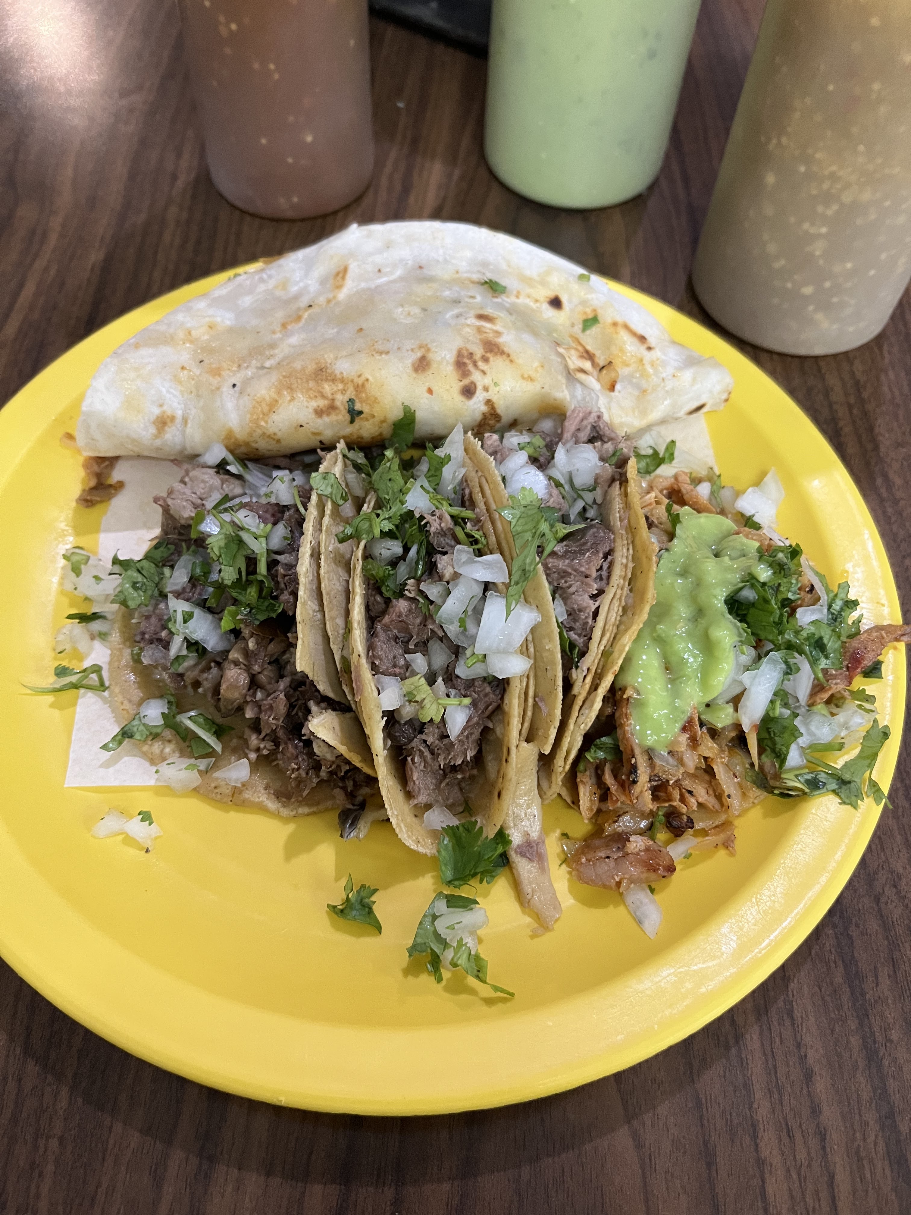 Conquistadores Taquería image 2