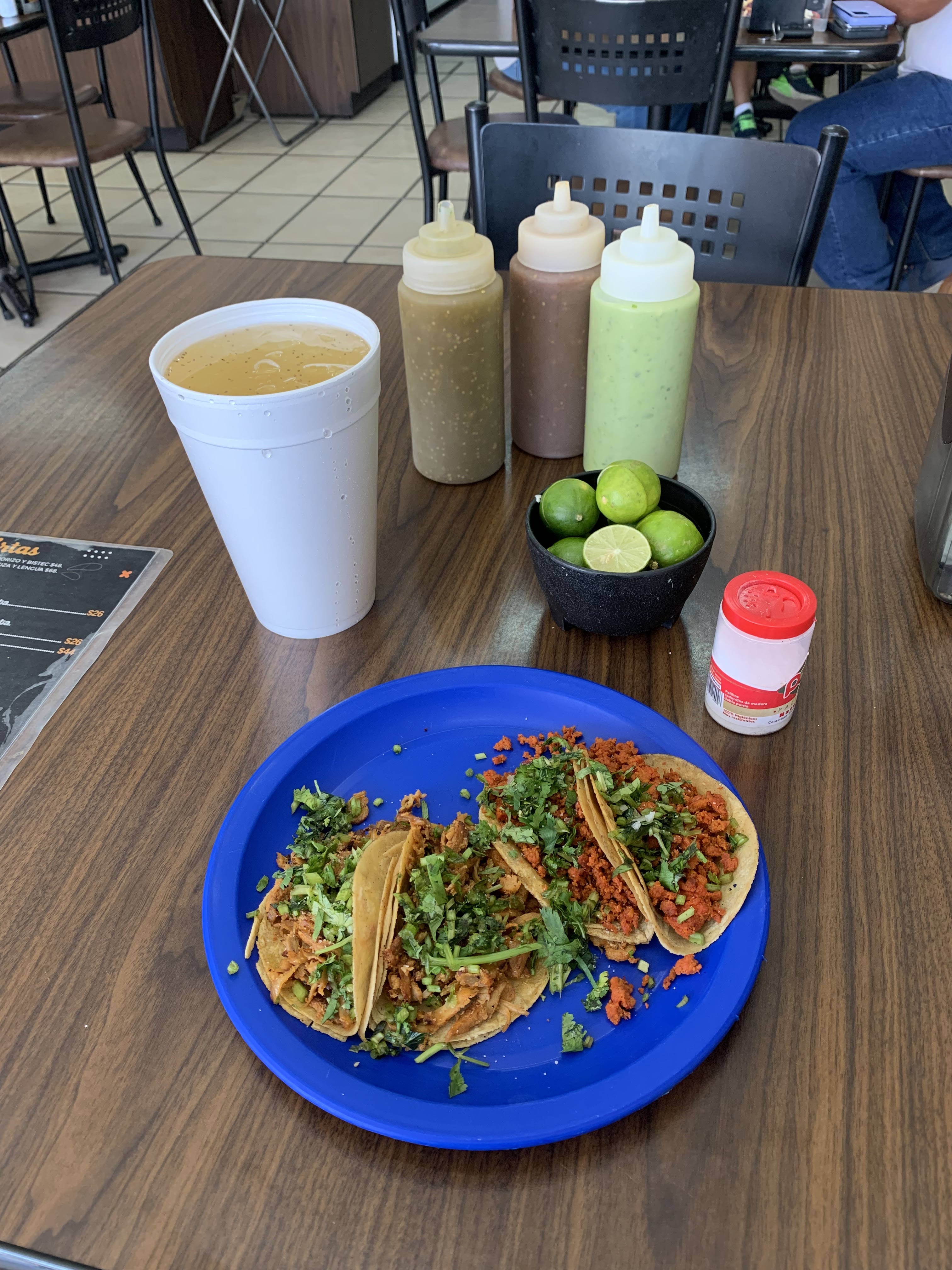 Conquistadores Taquería image 5