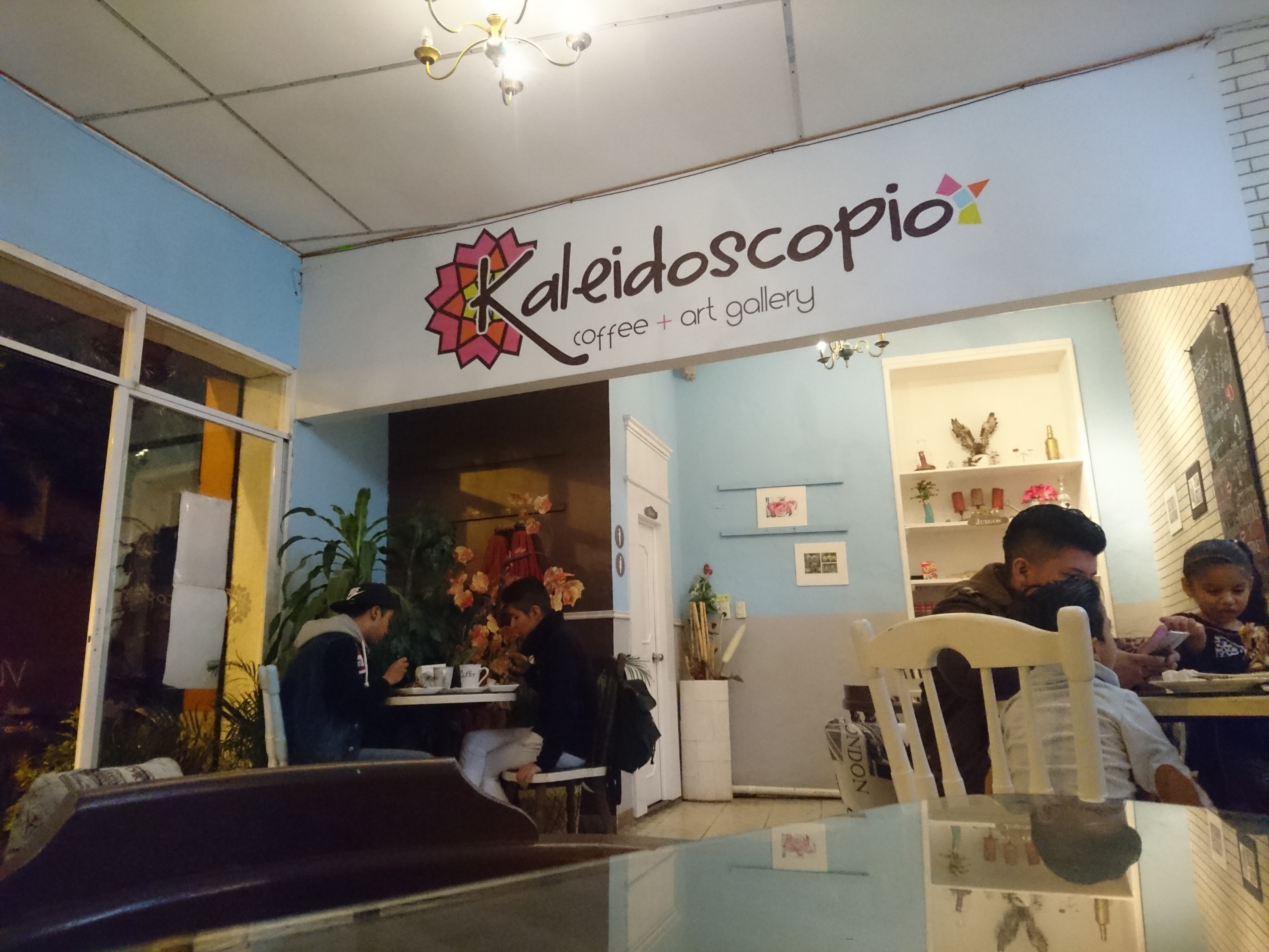 Kaleidoscopio coffee and art gallery image 1