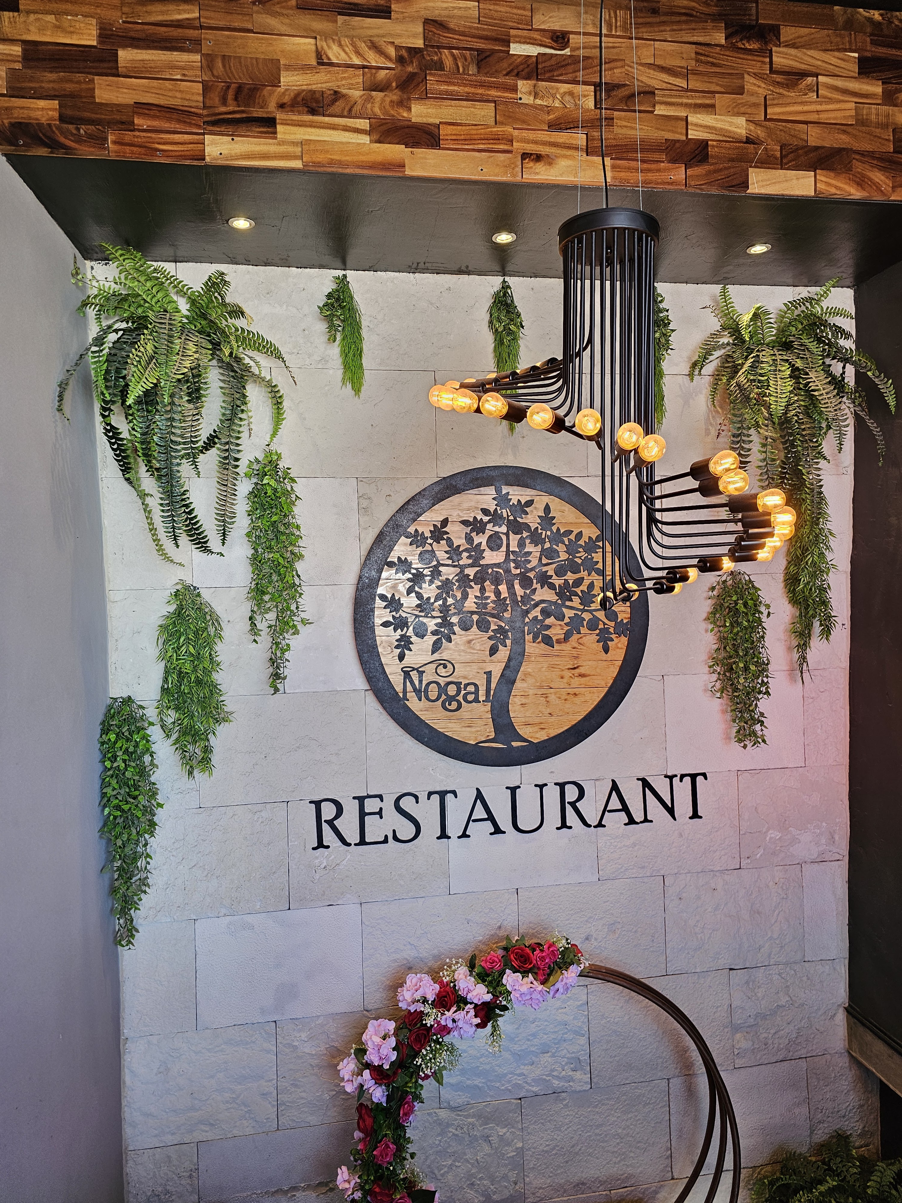 Nogal Restaurant image 4