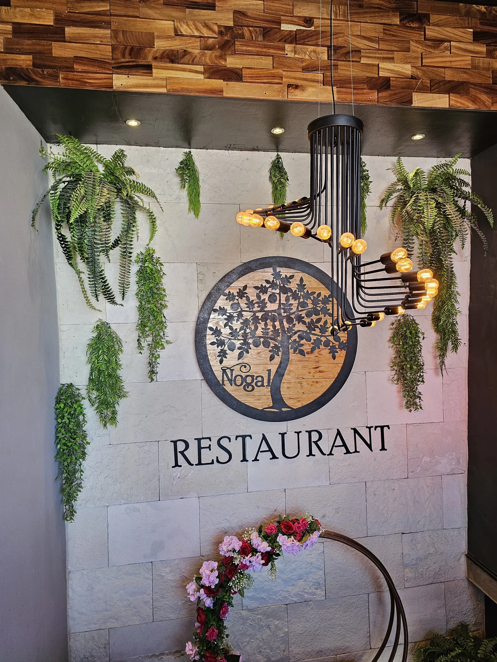 Nogal Restaurant image 4