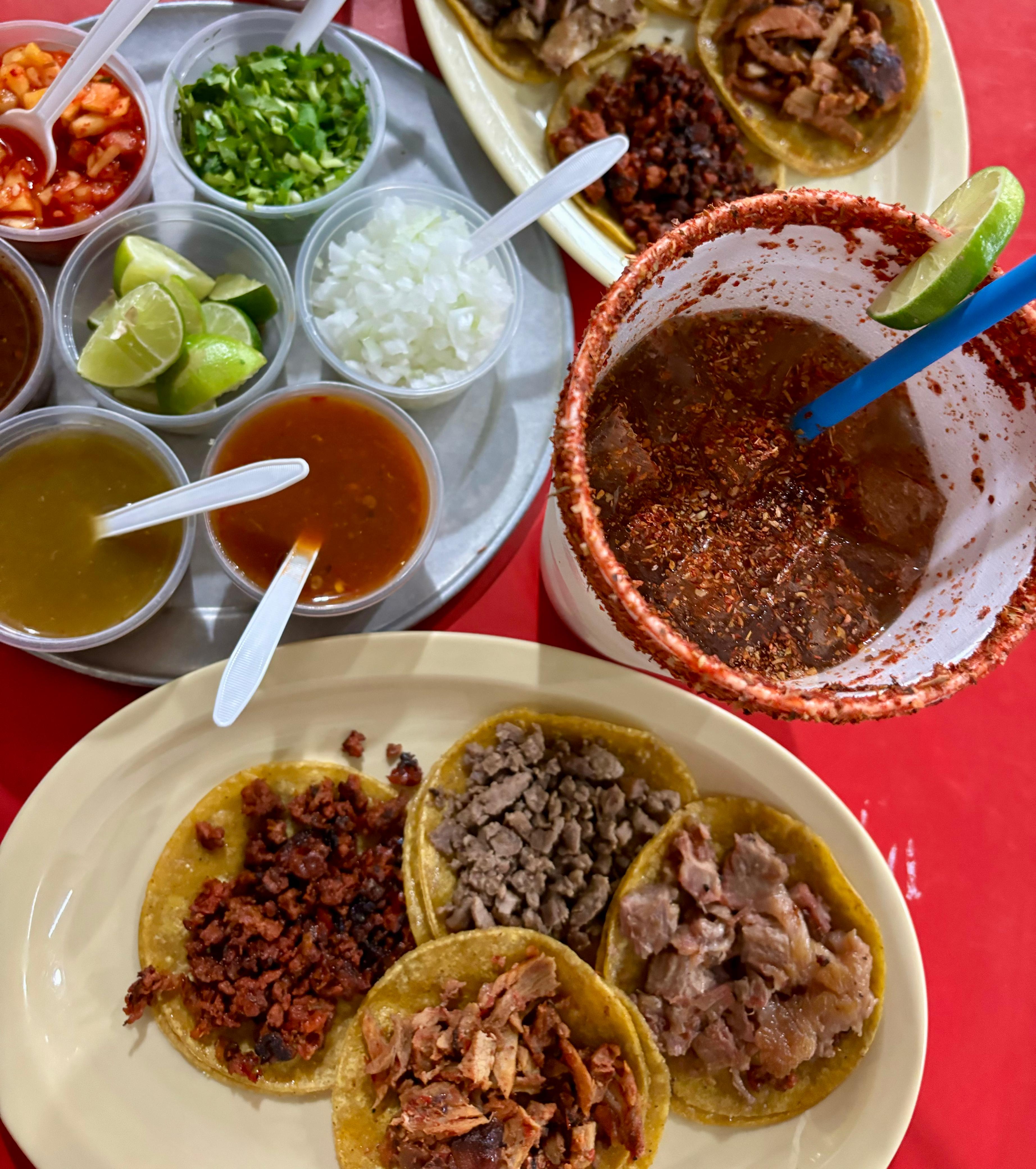 Los Agaves - Taquería image 3