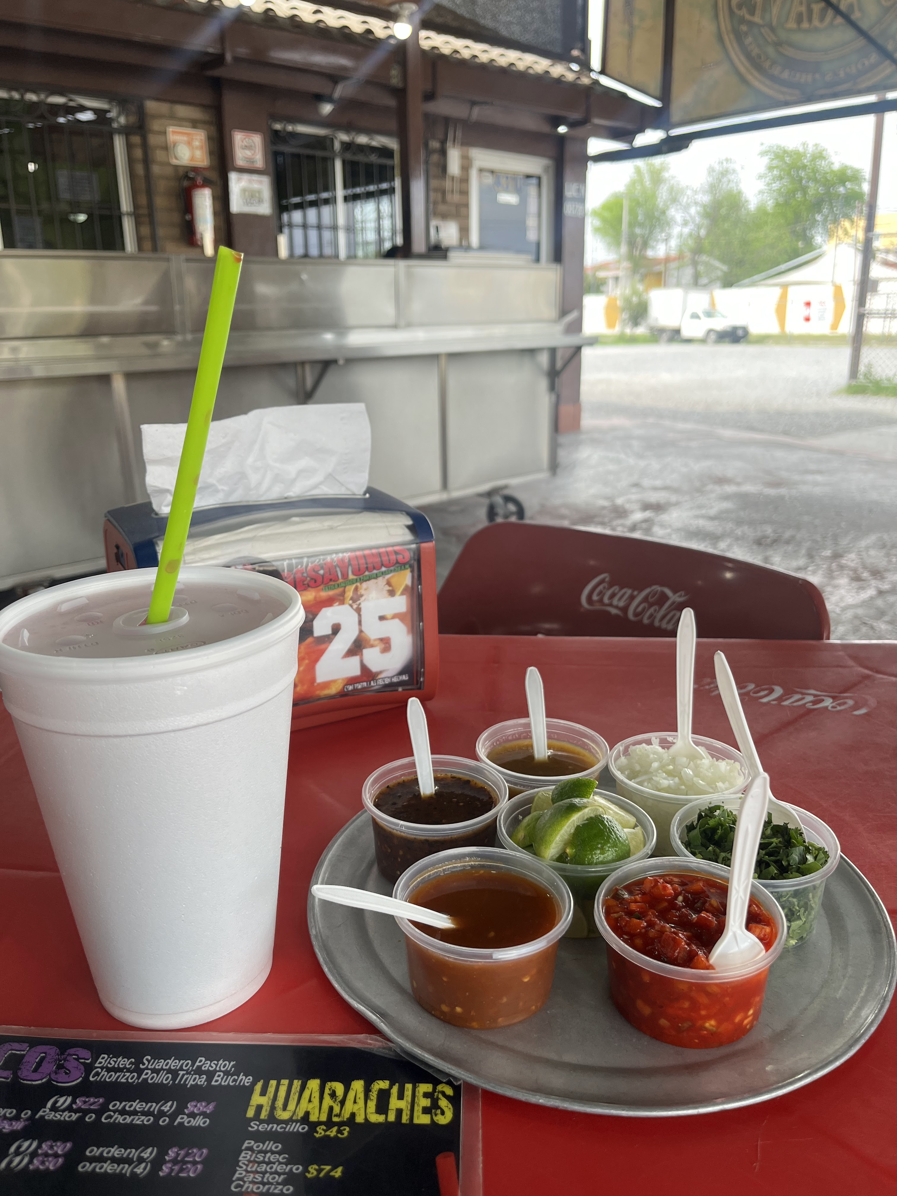 Los Agaves - Taquería image 4