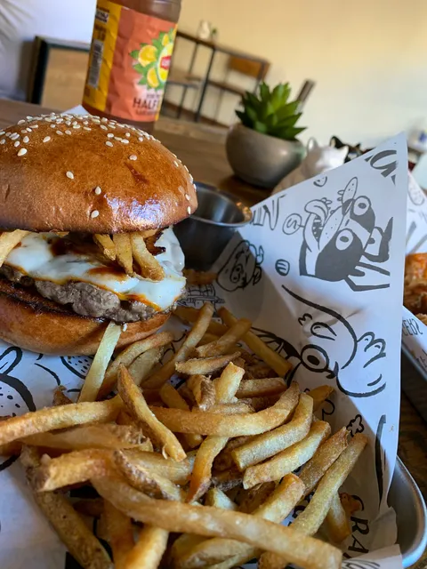 Stella's Craft Burgers & Chicken image 2