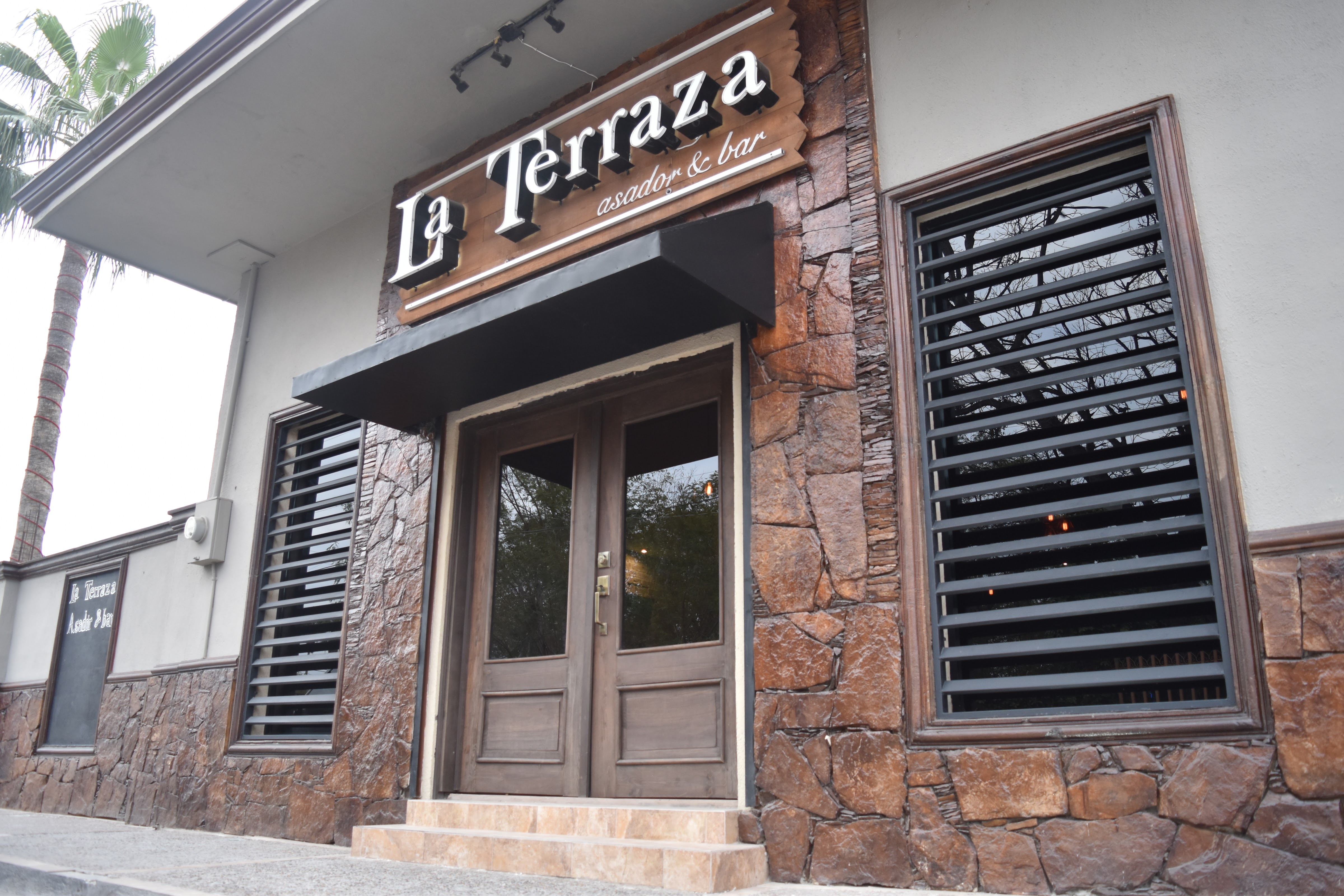 La Terraza Asador & Bar image 1