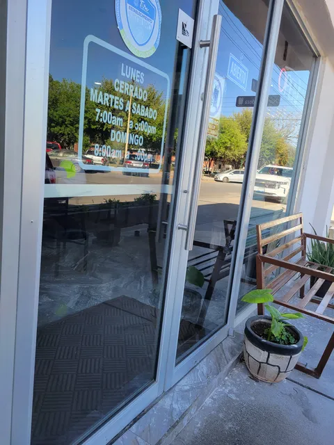 EL CAFE DE LA CUADRA image 1