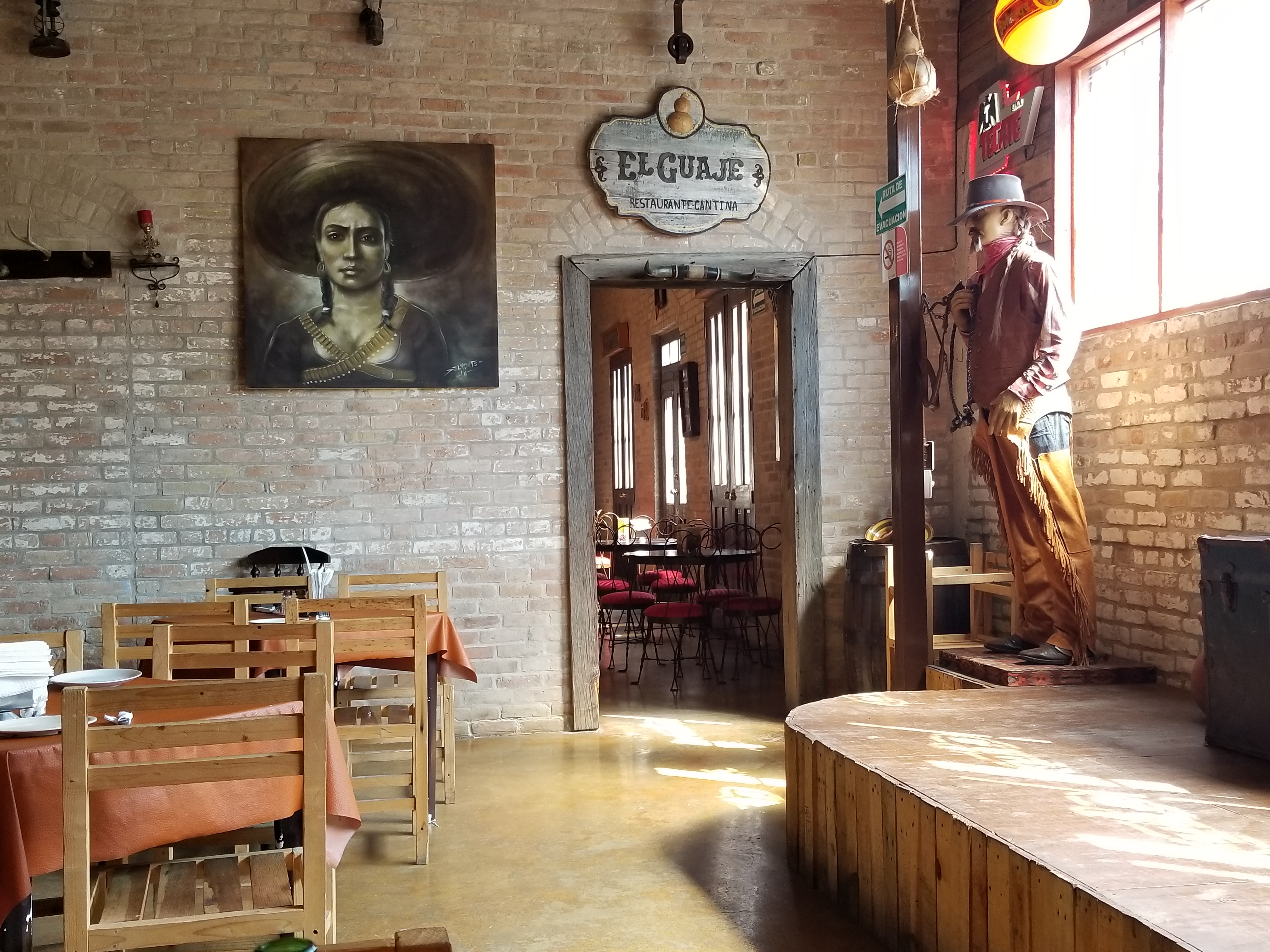 EL Guaje Restaurant & Cantina image 8